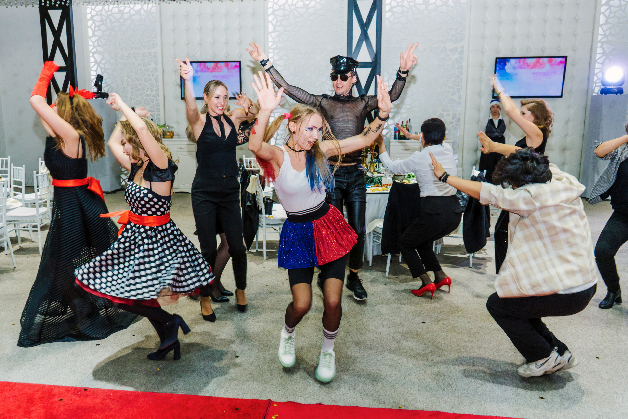 Новогодний корпоратив. Профессиональная съемка в Алматы