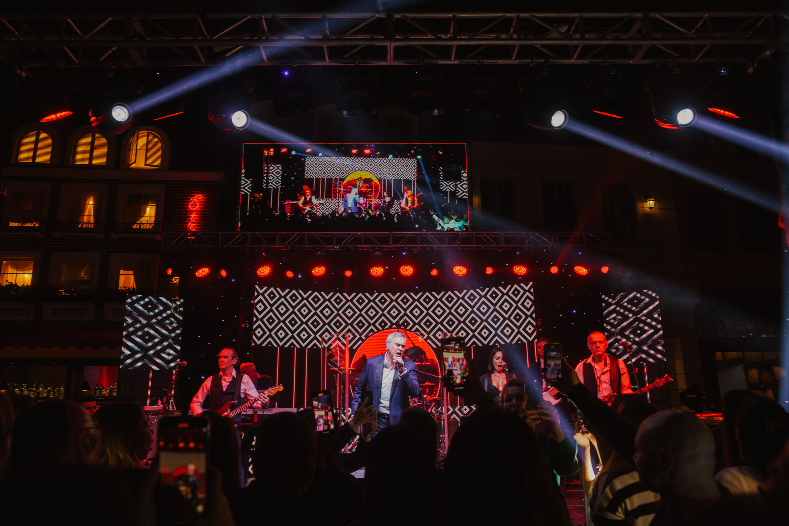 Звезды. Профессиональная съемка в Алматы