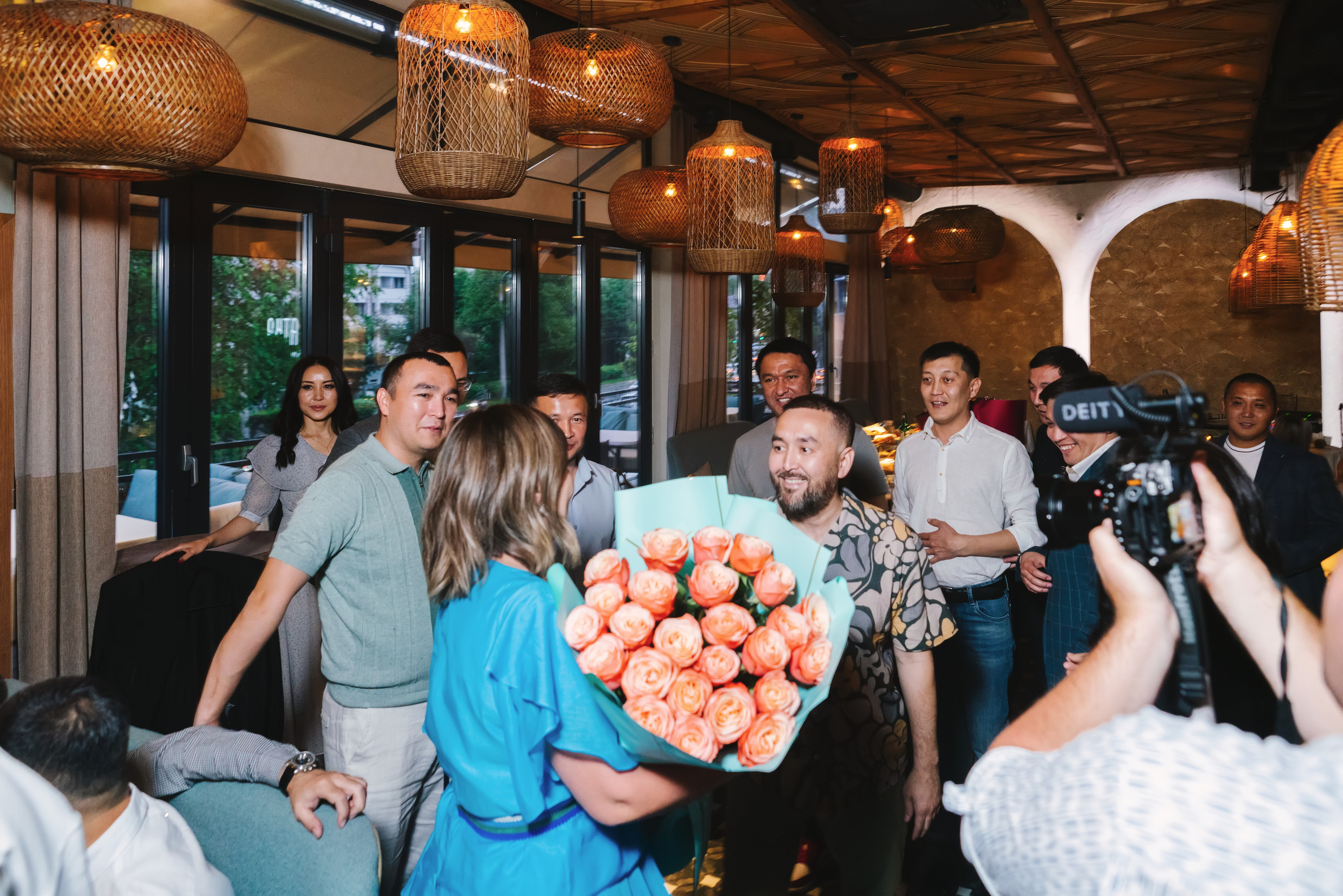 Встреча одноклассников. Профессиональная съемка в Алматы