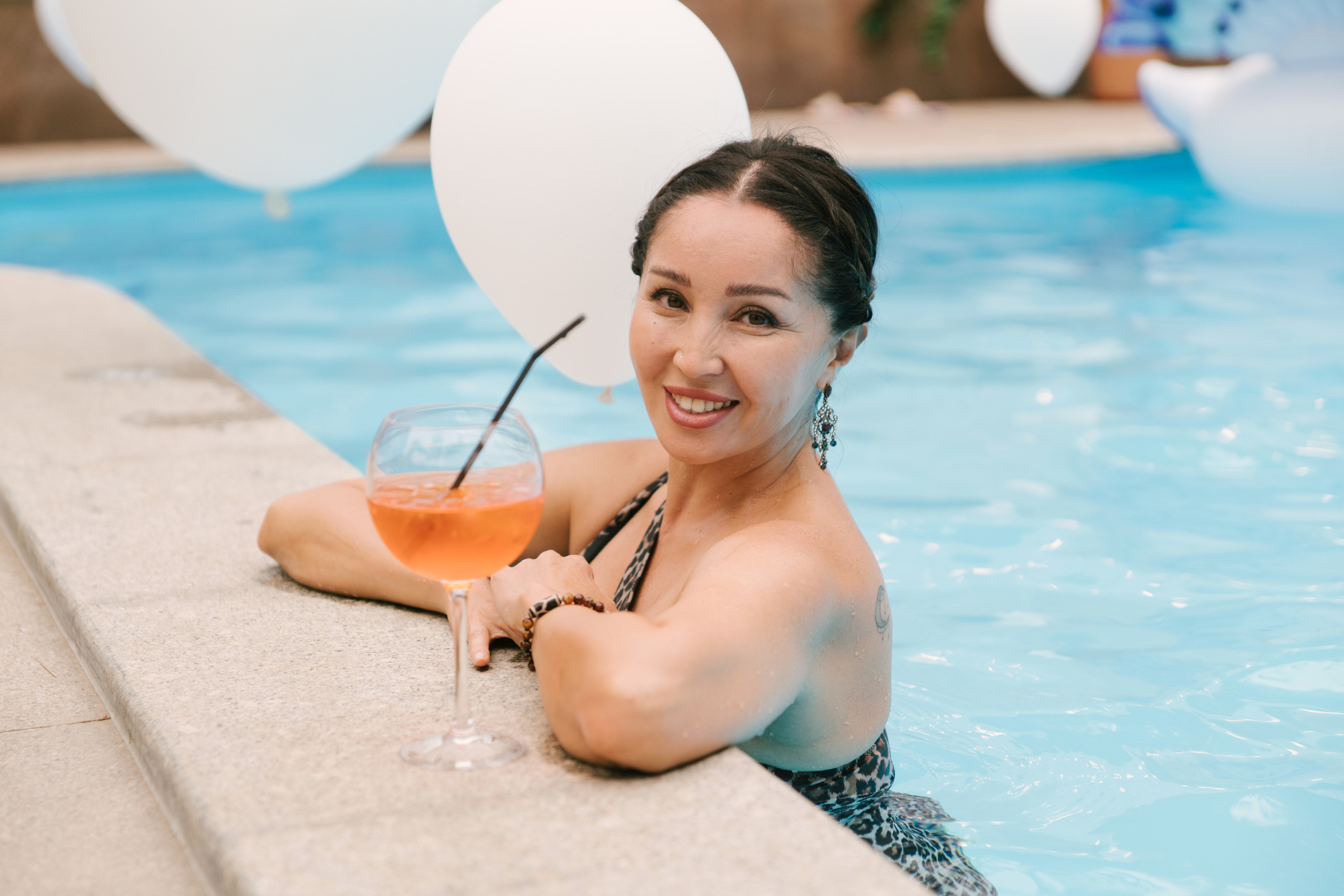 Взрослый День рождения. Профессиональная съемка в Алматы