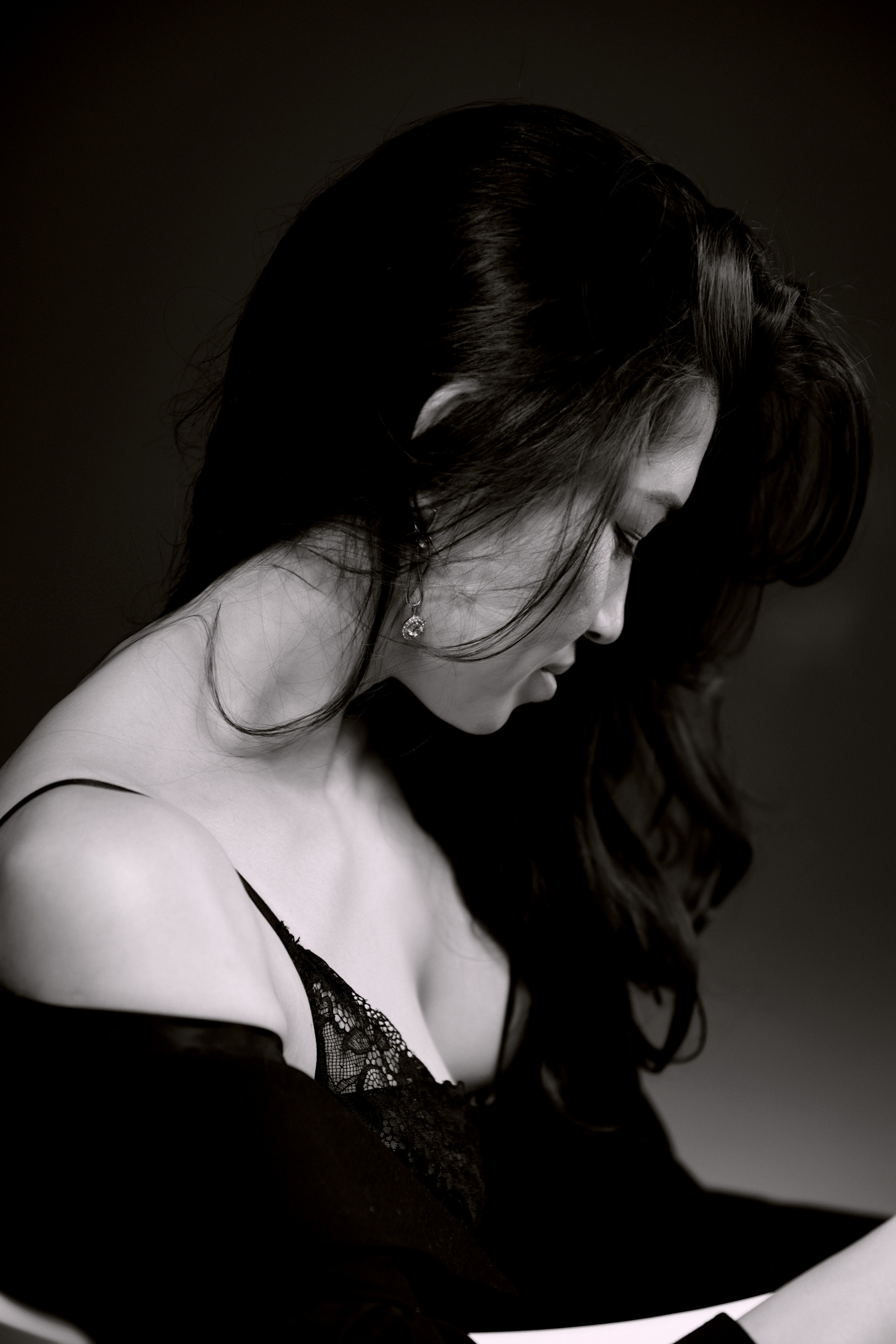 ЧБ. Профессиональная съемка в Алматы