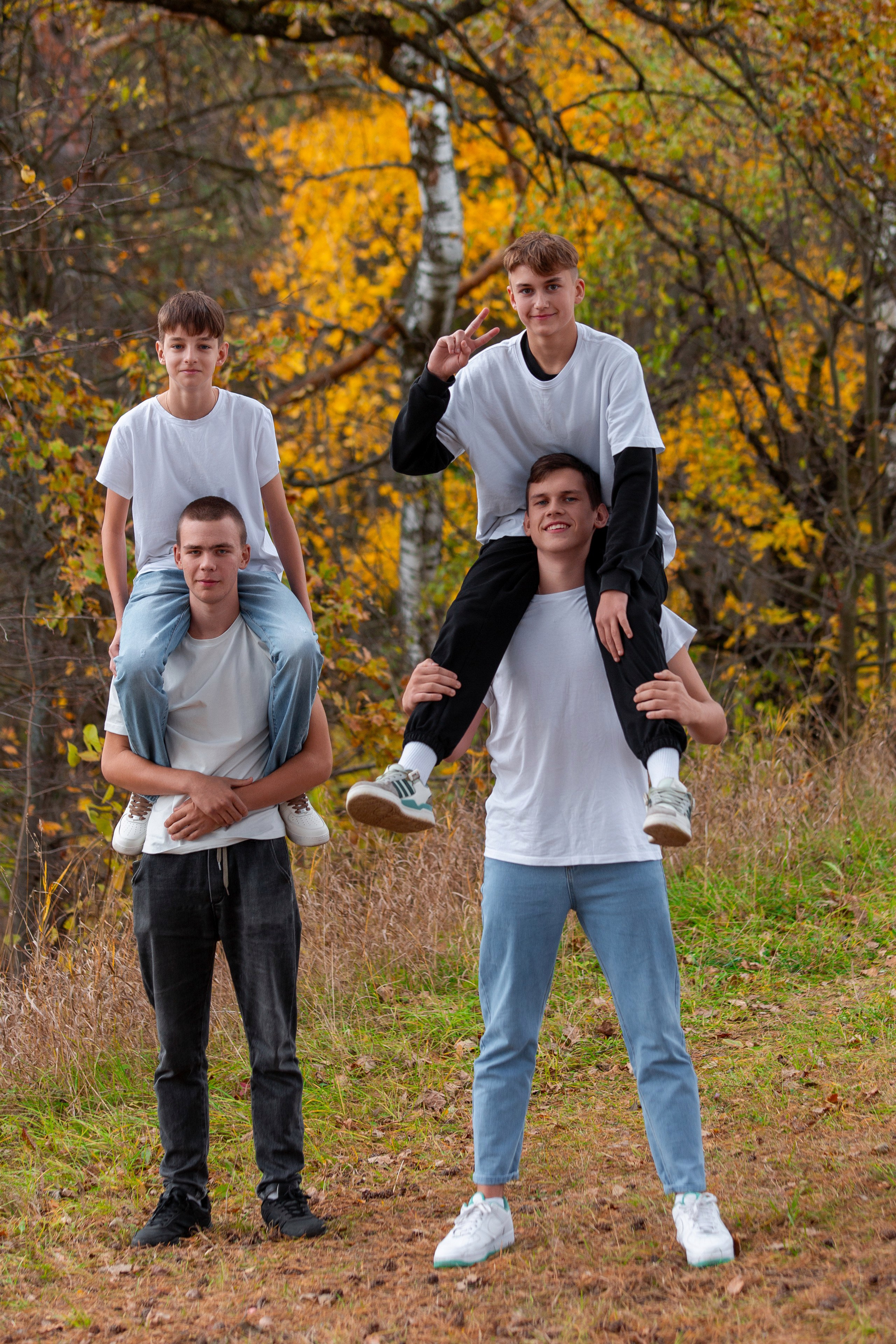 «Усадьба Шеншеных» Осенняя фотосессия для 9 класса. Профессиональный фотограф в Мценске и Орловской области