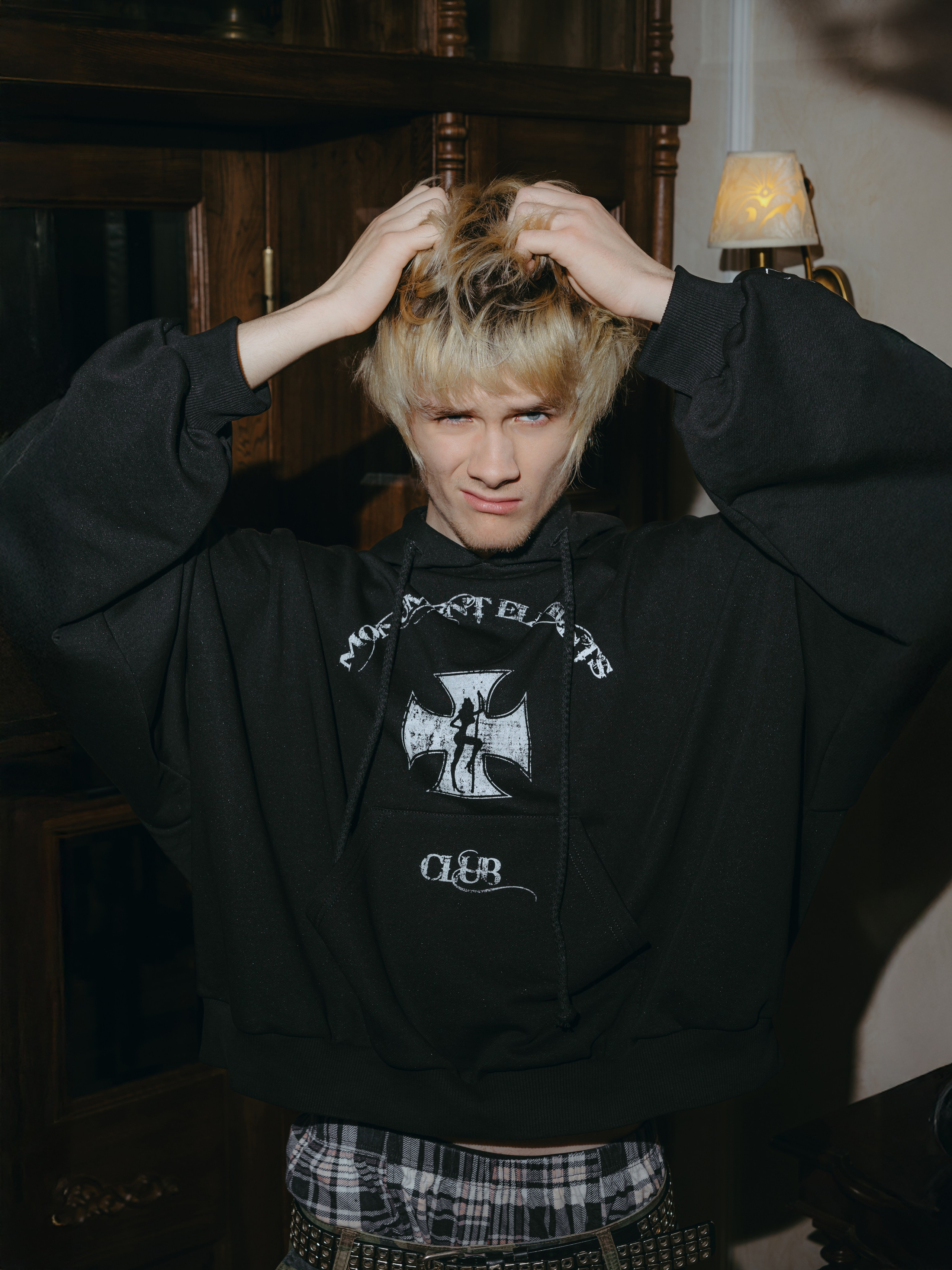 MONUMENT. Фото и видео контент за одну съемку — Веретенников Егор