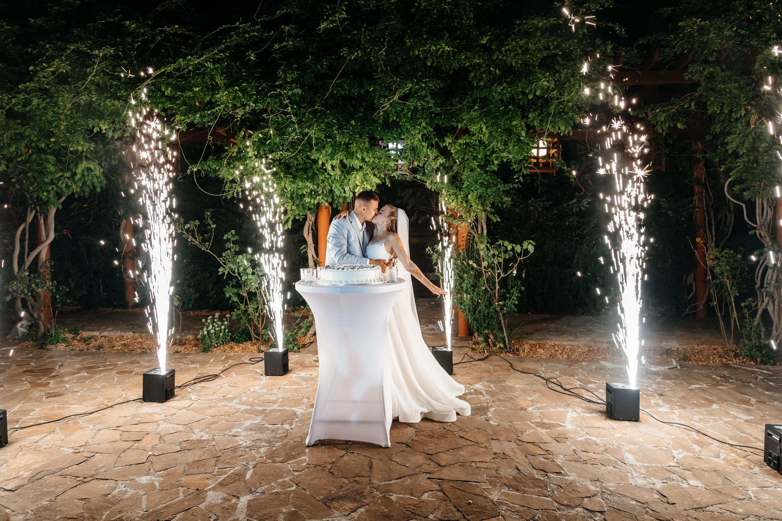 Анонс свадьбы Юлии и Александра. Свадебный фотограф в Крыму и Севастополе Ольга Баскакова