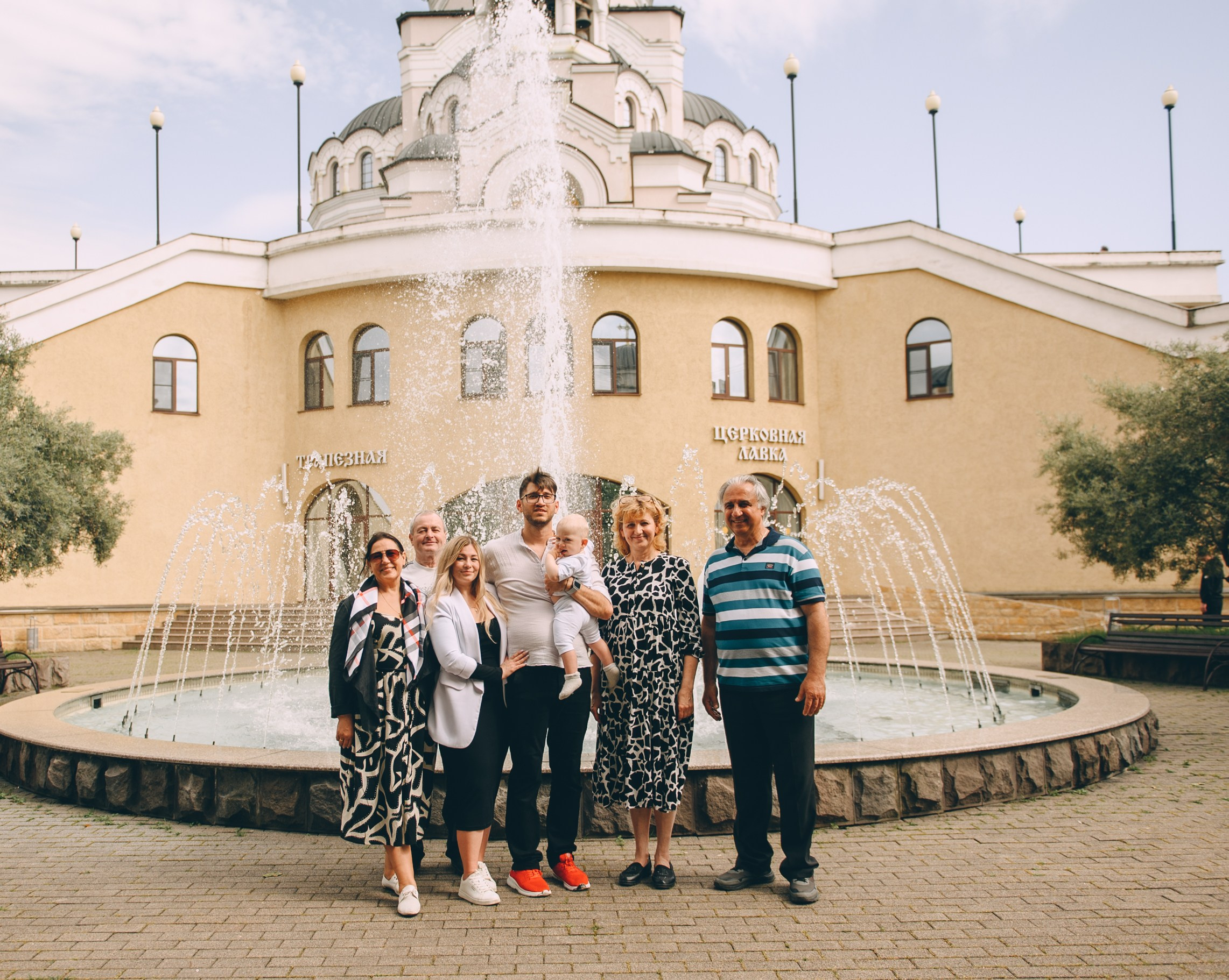 Крещение в храме Нерукотворного Образа Христа Спасителя. Свадебный и семейный фотограф София Невская