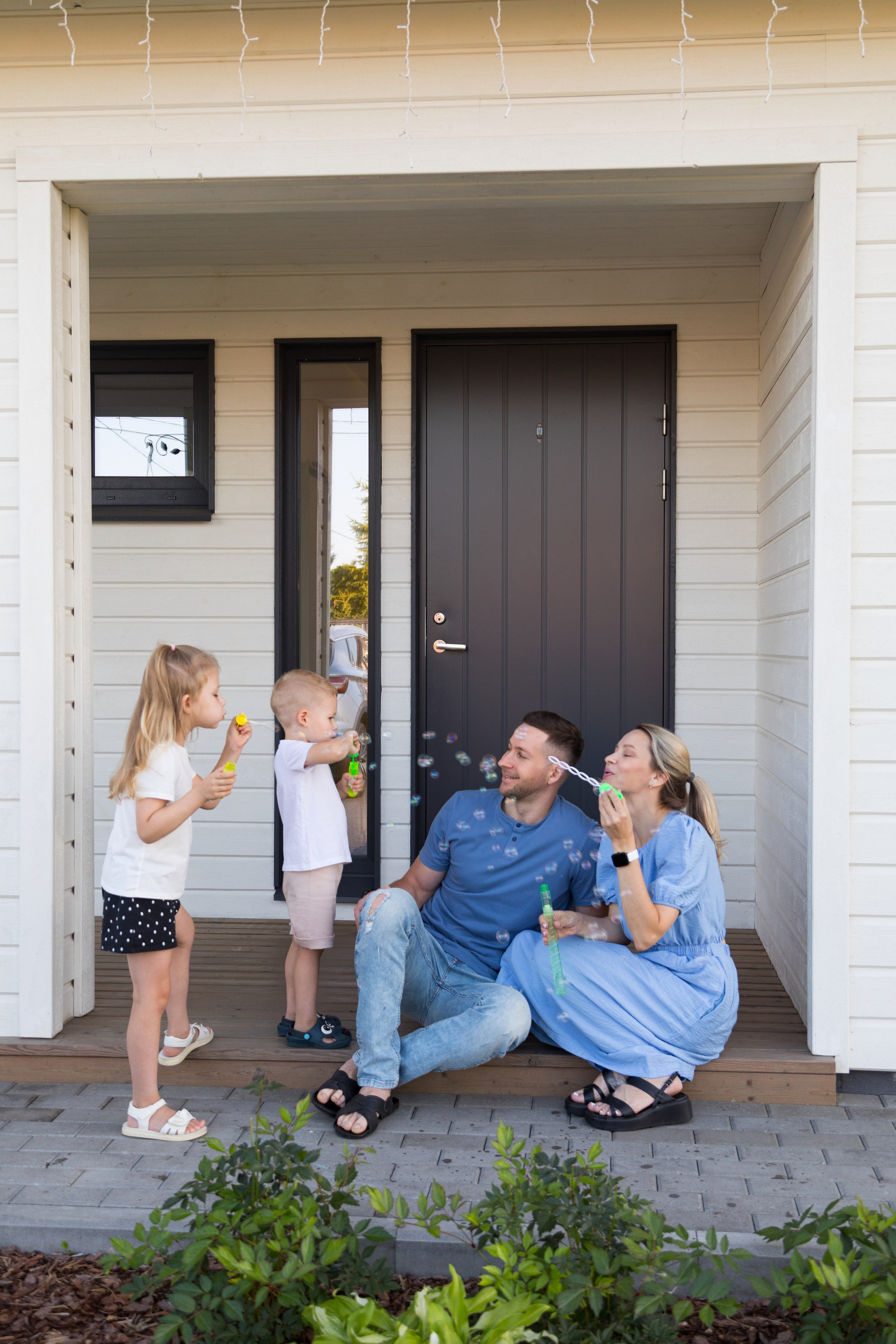 Семейная фотосессия дома. Детский и контент фотограф Надя Волкова Санкт-Петербург