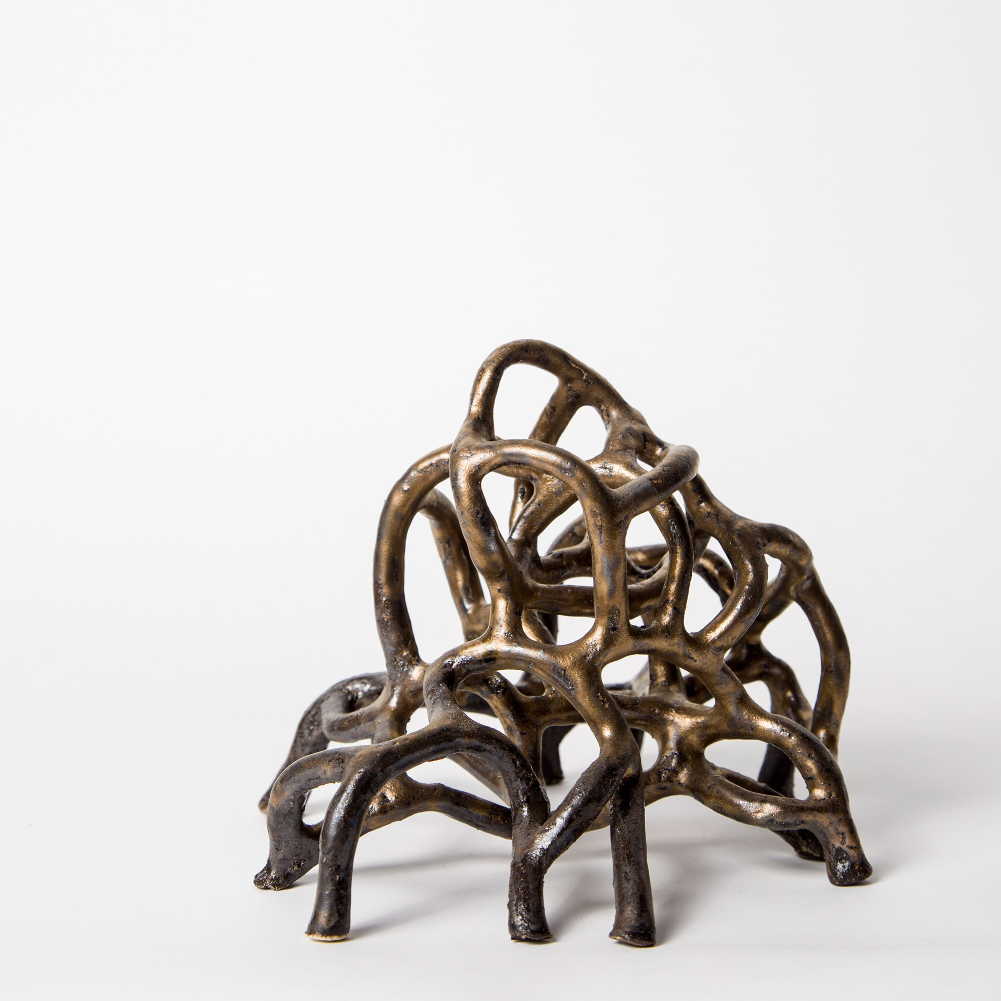 Gold. Художник керамист Вика Уйстрайх