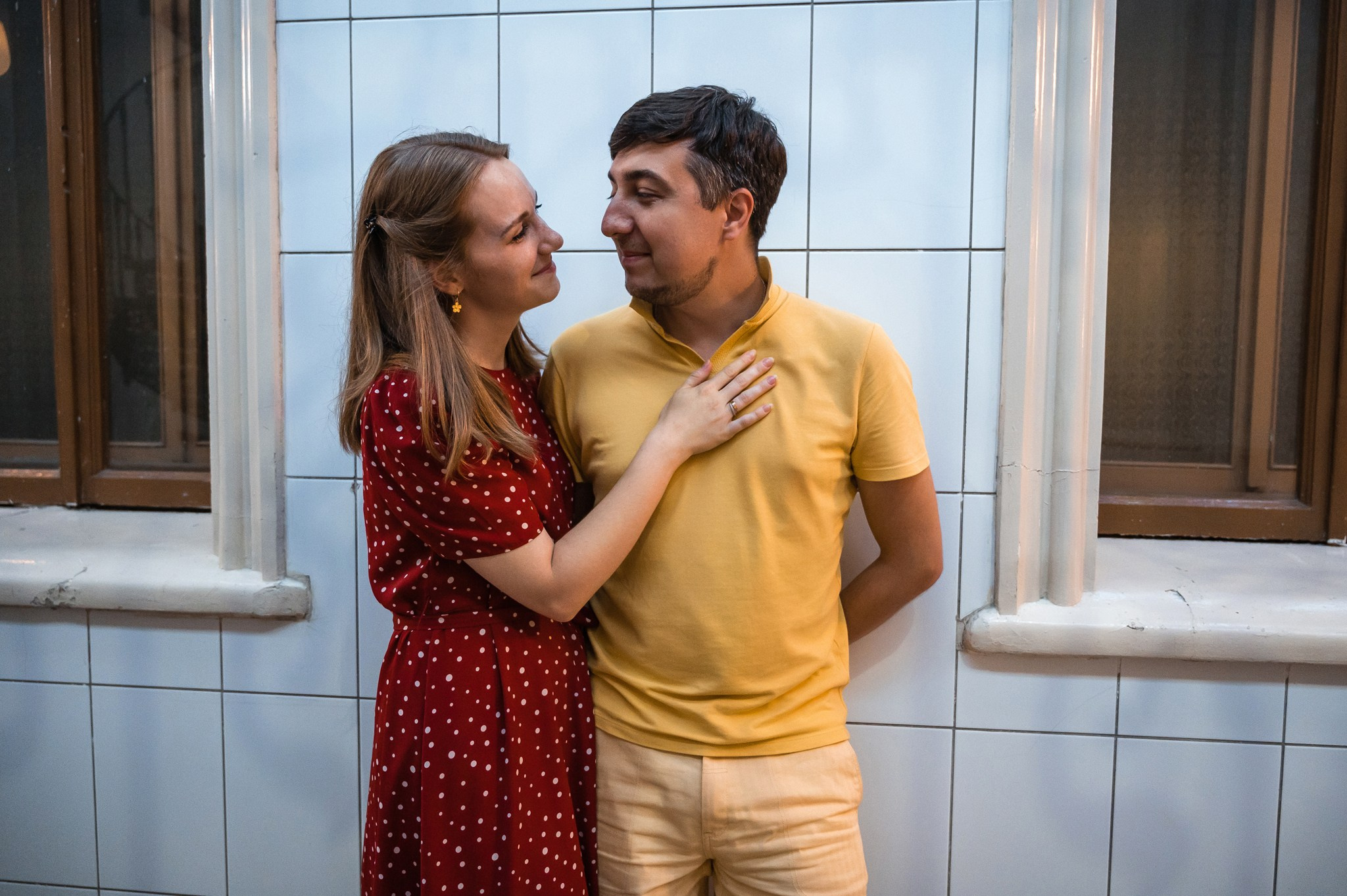 Пара на Витебском вокзале. Свадебный и семейный фотограф из Санкт-Петербурга Климов Анатолий