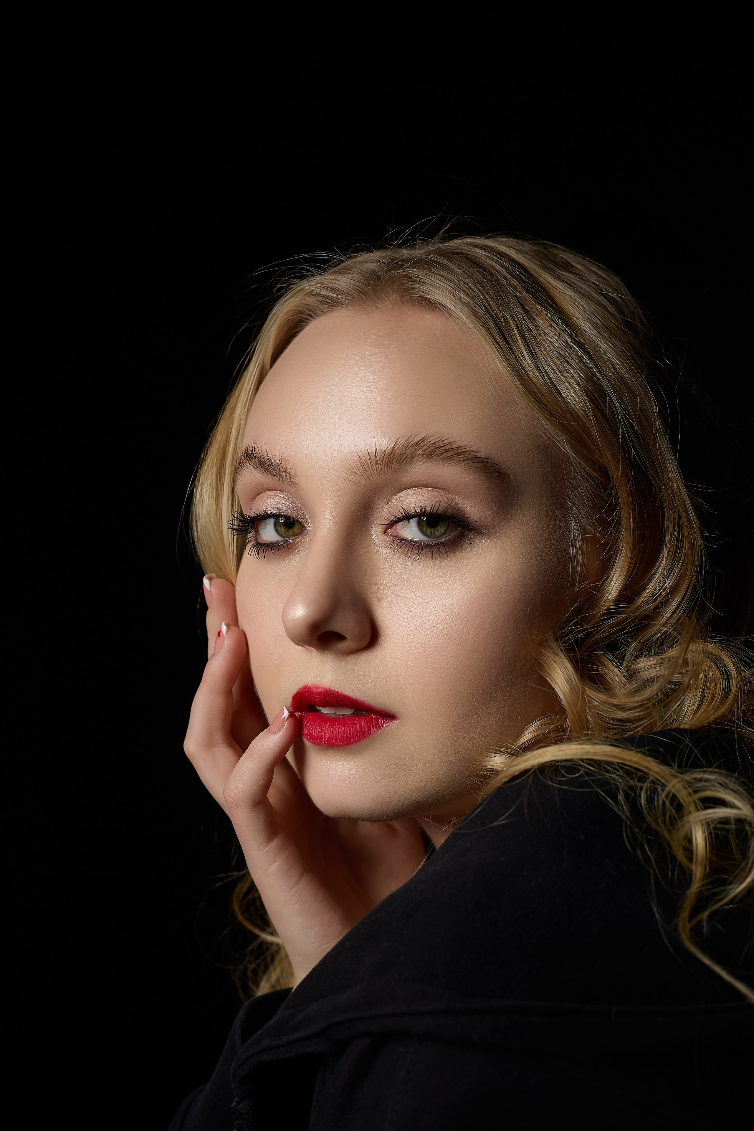 Фотосъемка девушки модели. Фотограф, мобилограф Ростов-на-Дону