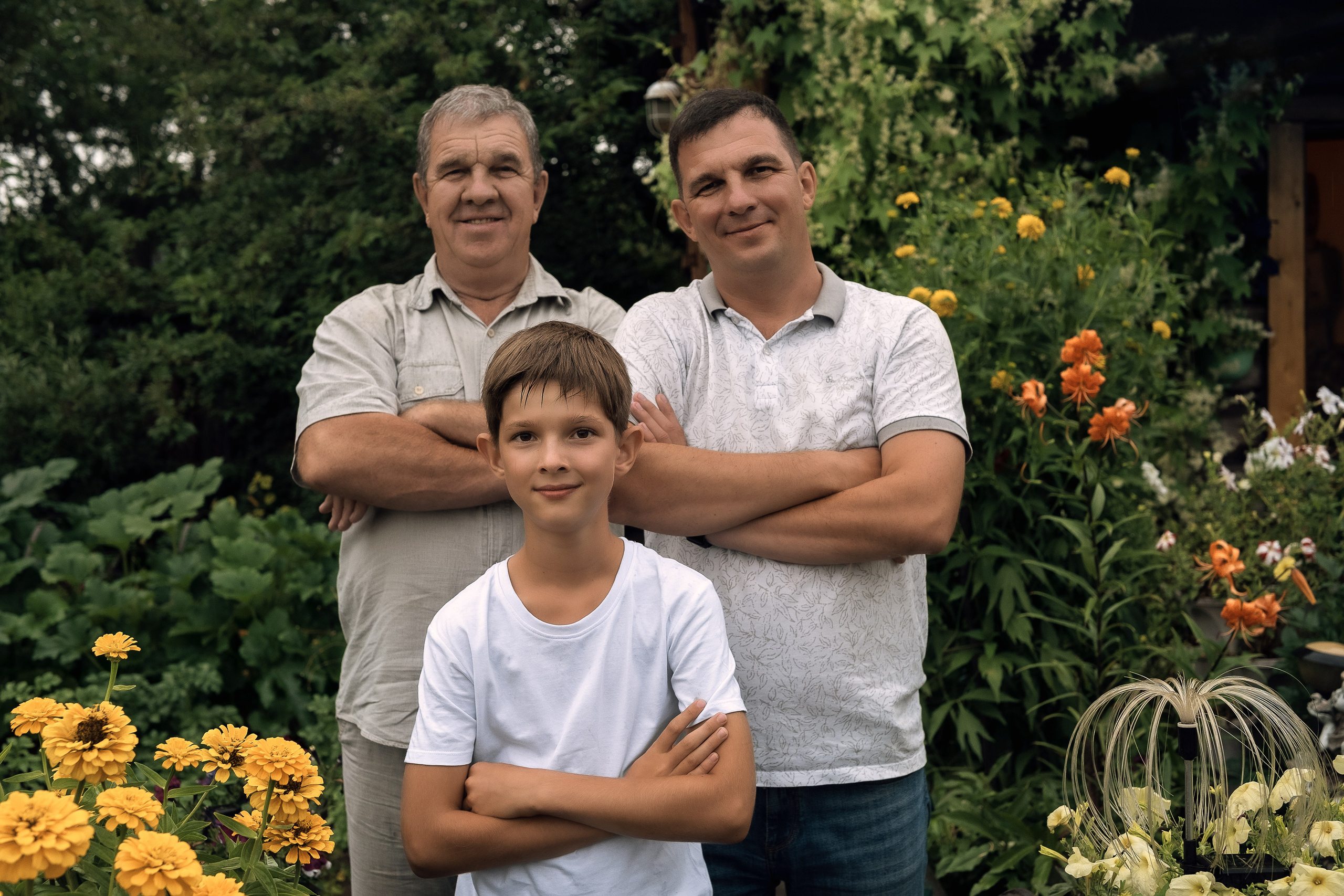 Семейная фотосессия на даче Чита. Портретный фотограф в Чите Анна Камратова. Помогу Вам создать историю, в которой Вы — главный герой!