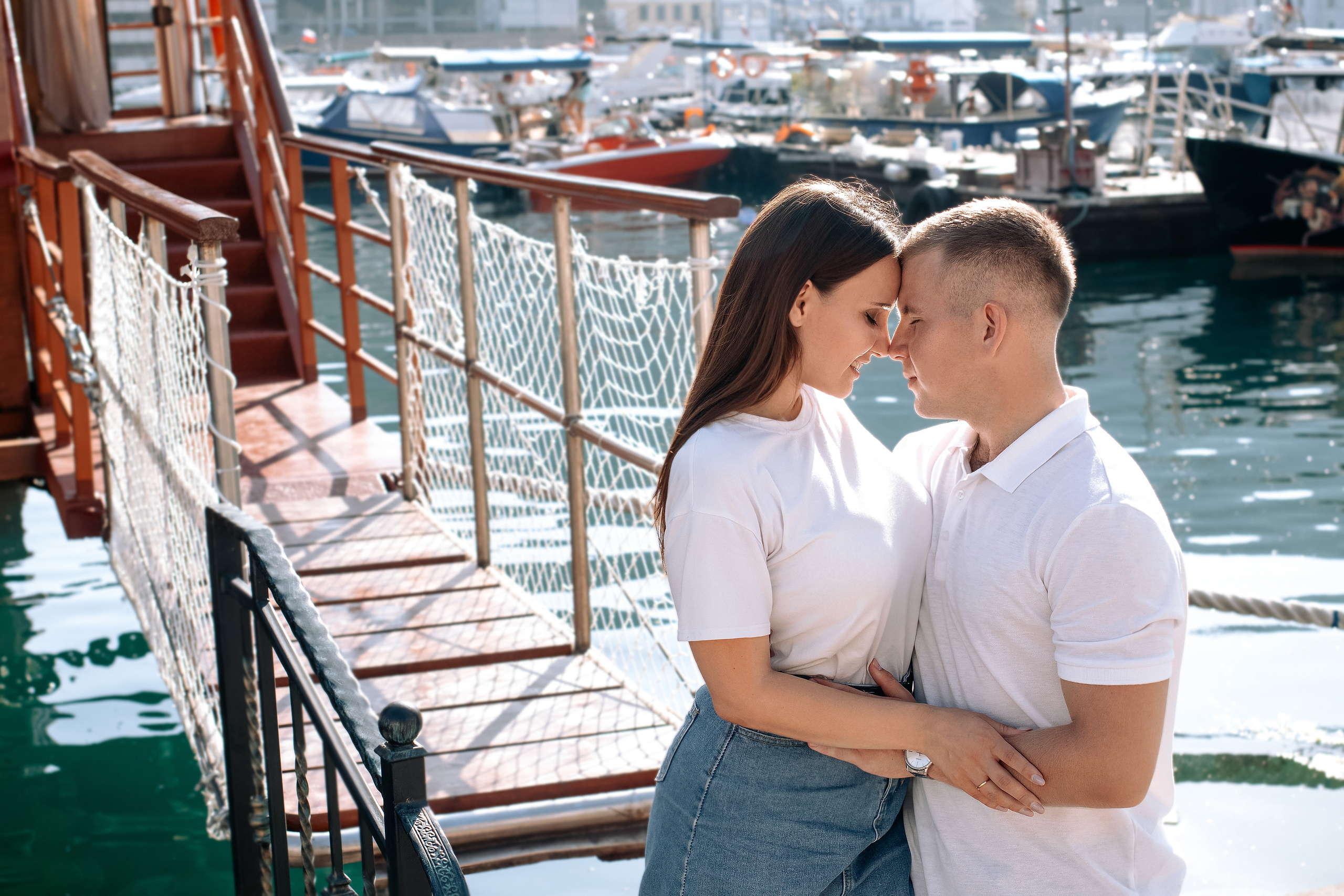 Таня и Женя. Прогулка в Балаклаве. Главная