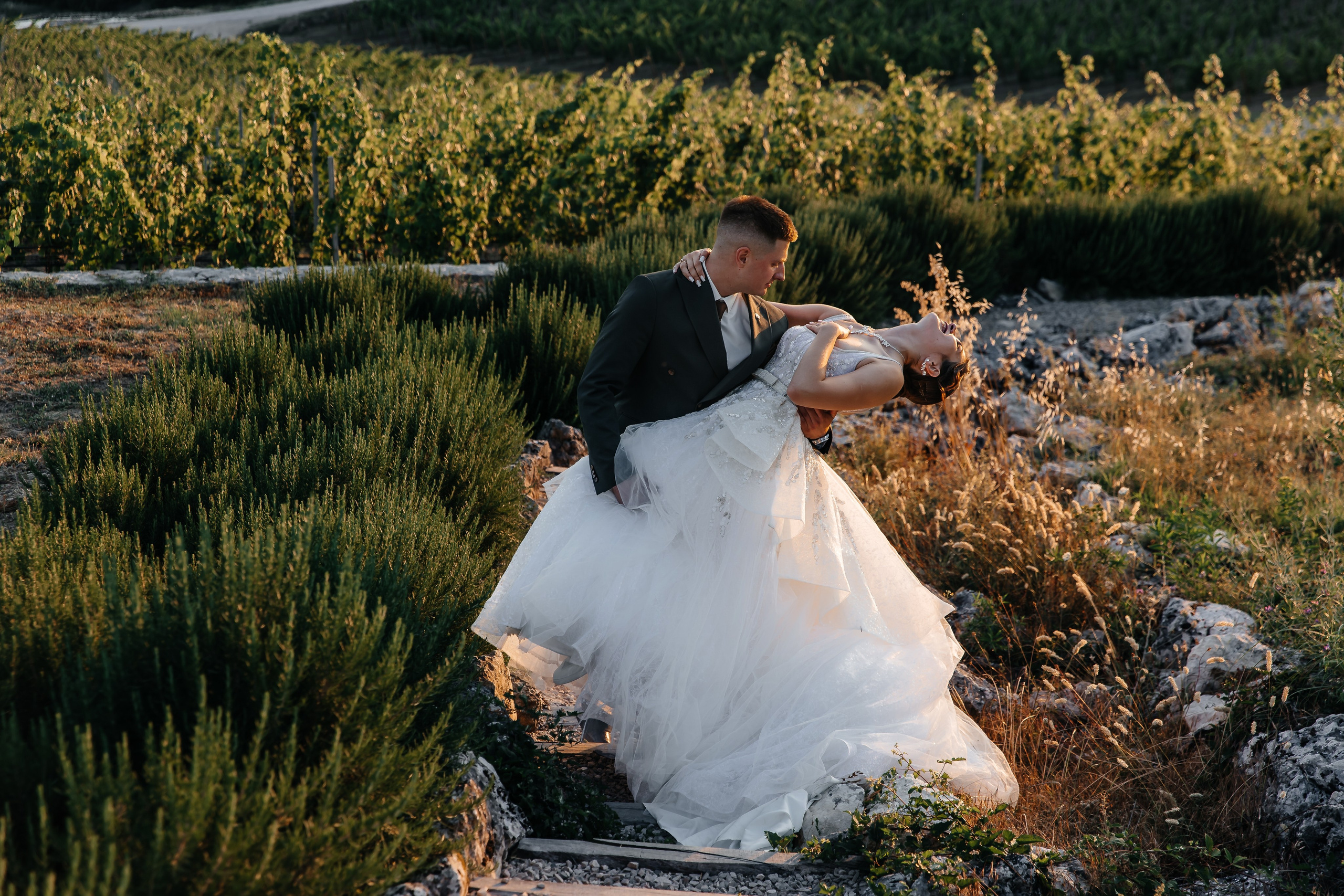 Свадьба на винодельне. Анонс для Ивана и Виктории. Свадебный фотограф в Крыму и Севастополе Ольга Баскакова