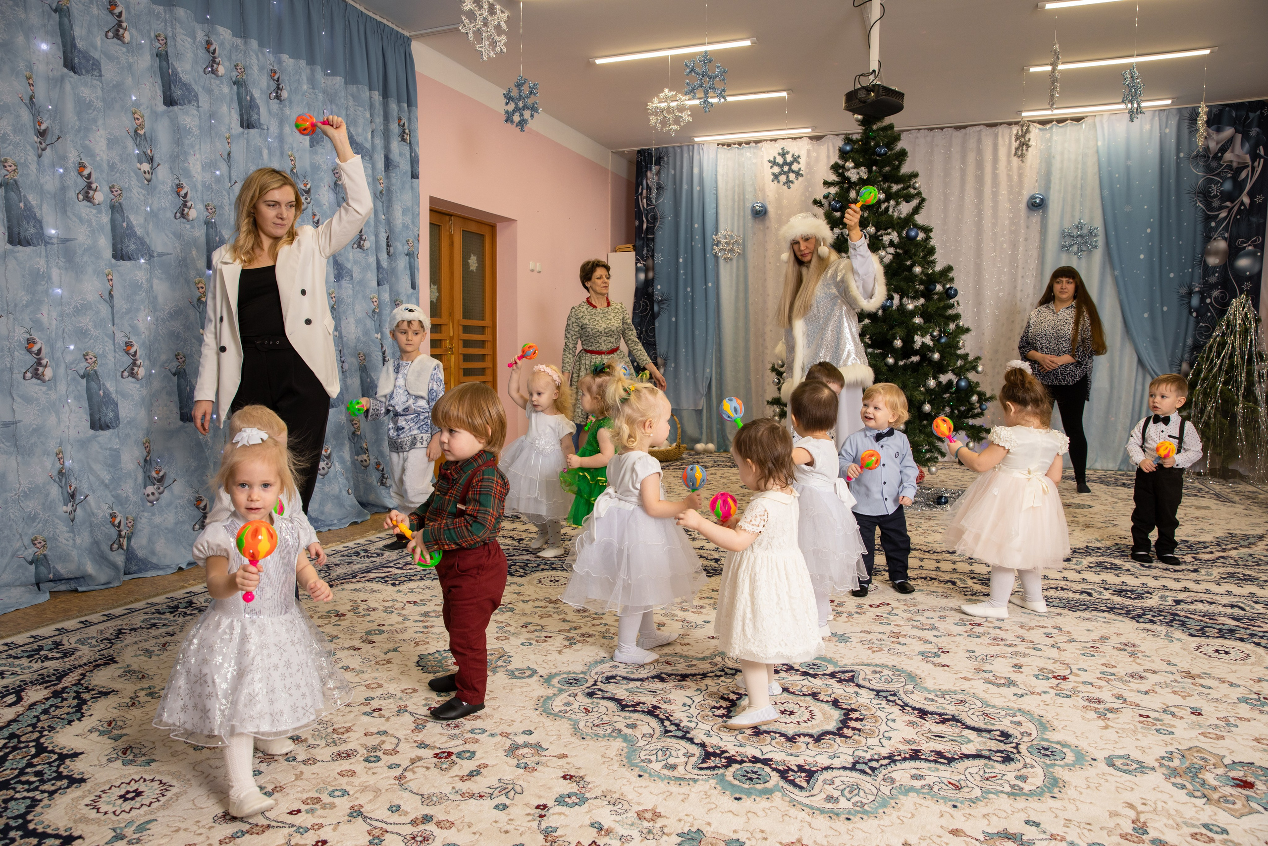 Новогодний утренник Успех. Фотограф в Железнодорожном и Балашихе