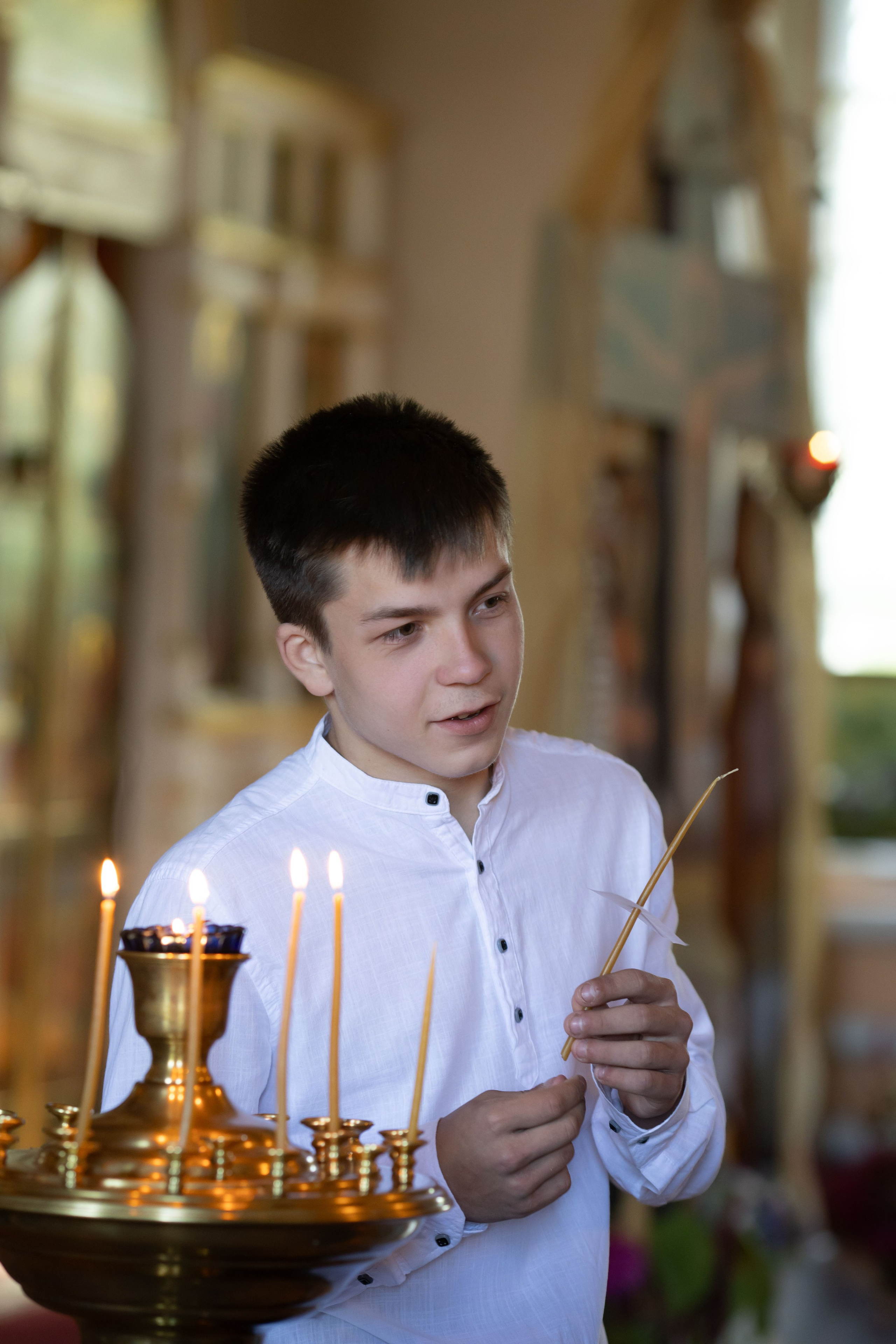 Крещение двух братьев. Храм Успения Пресвятой Богородицы. Семейный и детский фотограф Анна Петракова
