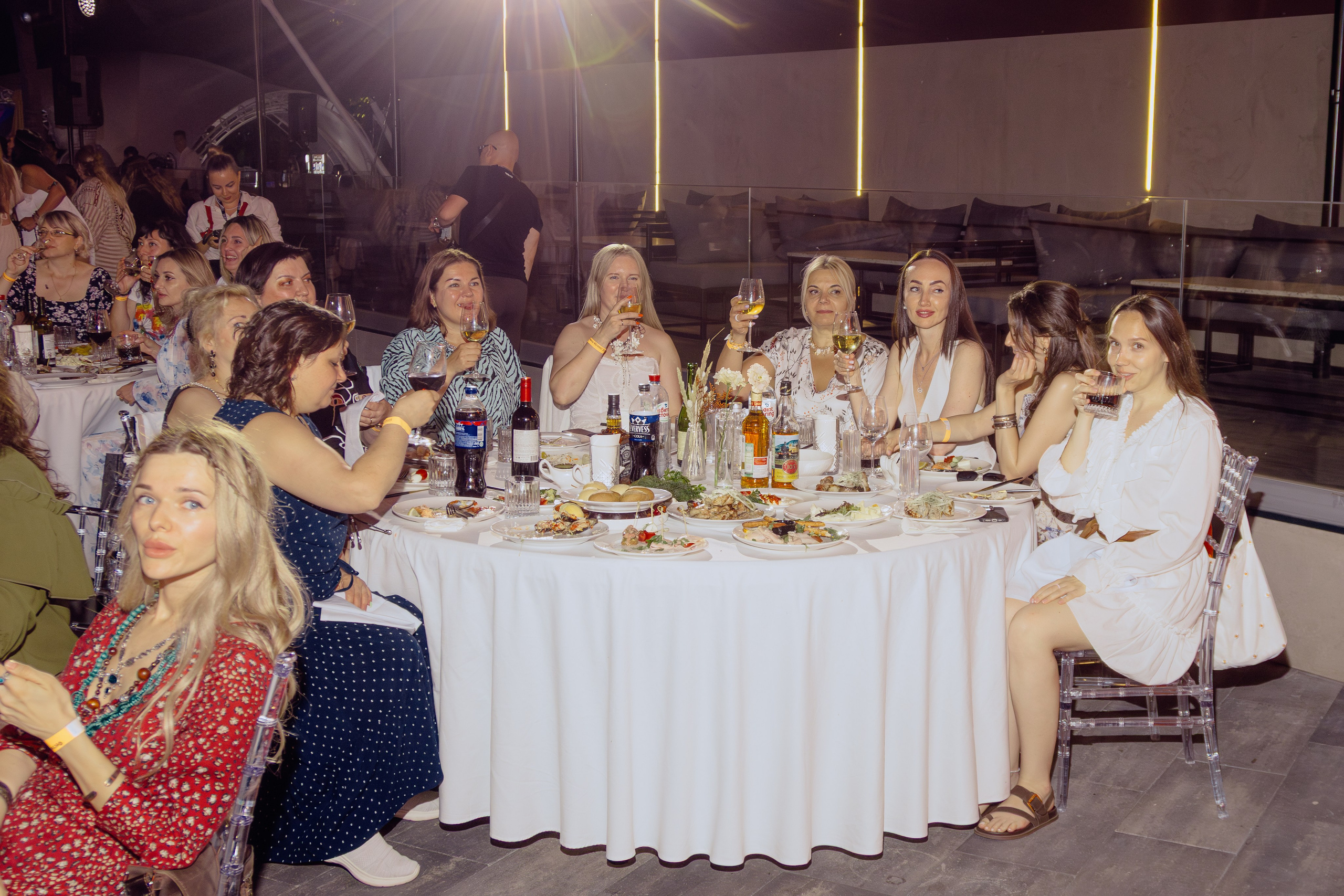 Репортажная съёмка корпоратива компании Феникс. Портретный фотограф в Ростове-на-Дону Антон Казарин