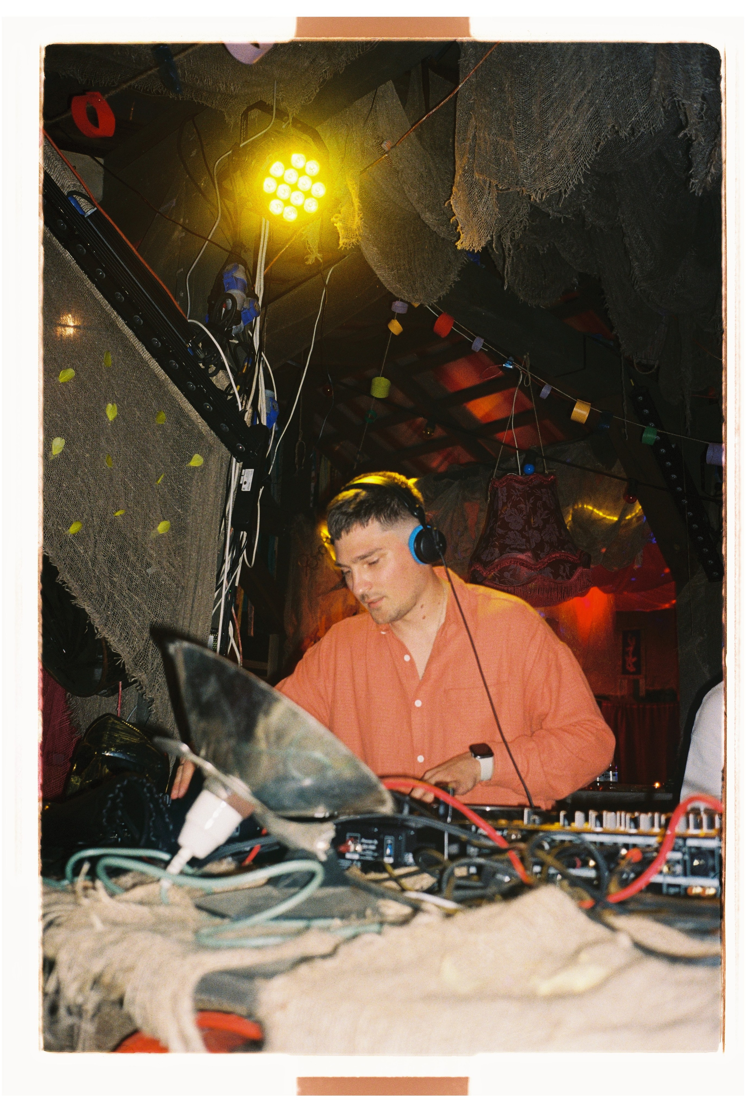 Signal 2024. @tomrus: Рустам Шагиморданов — фотограф