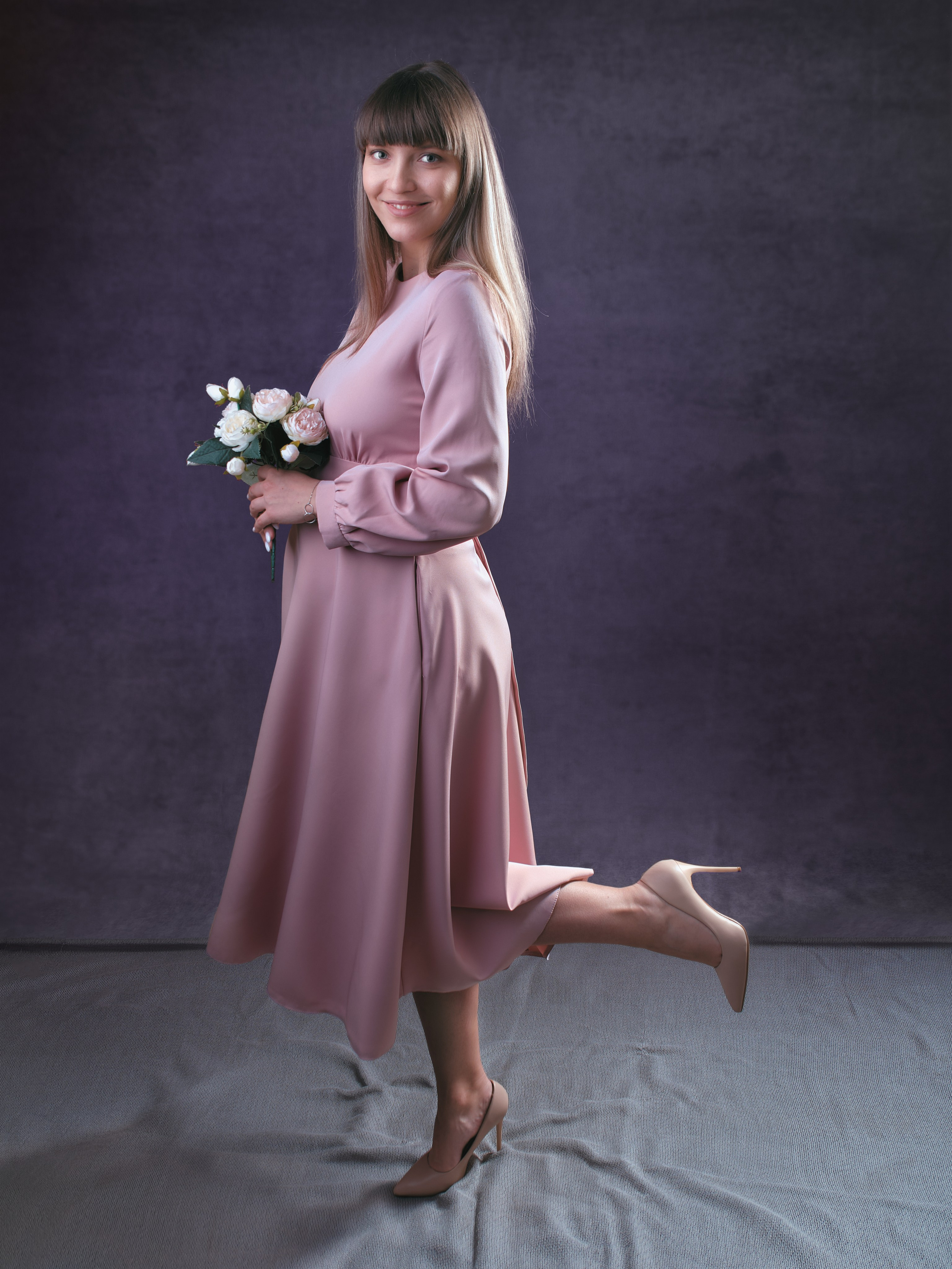 Яна с тюльпанами. Семейный и женский фотограф в Новомосковске и Узловой Михеева Татьяна