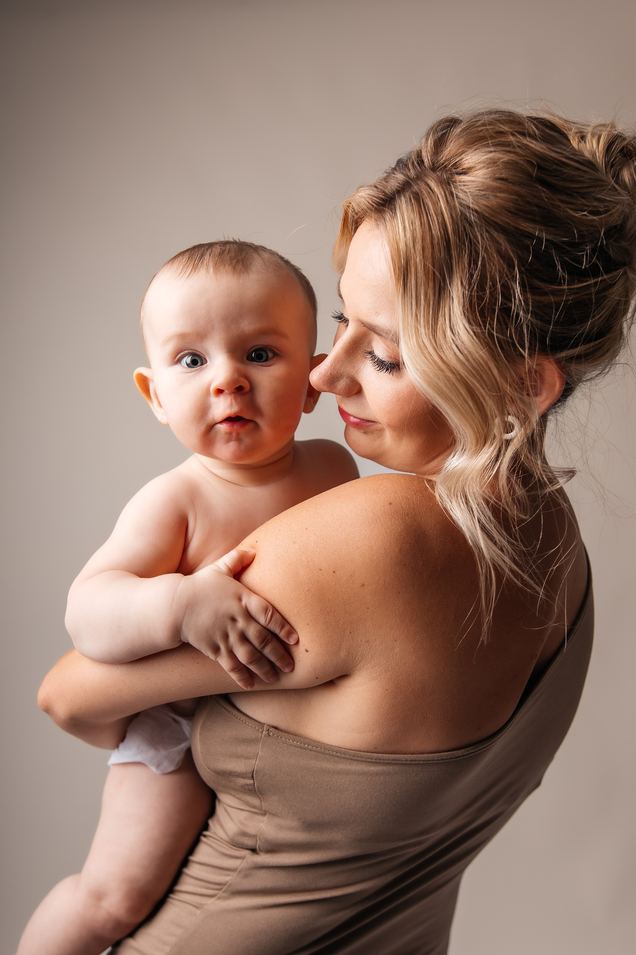 Мама и малыш. Колесникова Татьяна. Фотограф новорожденных Щёлково, Москва, Королев