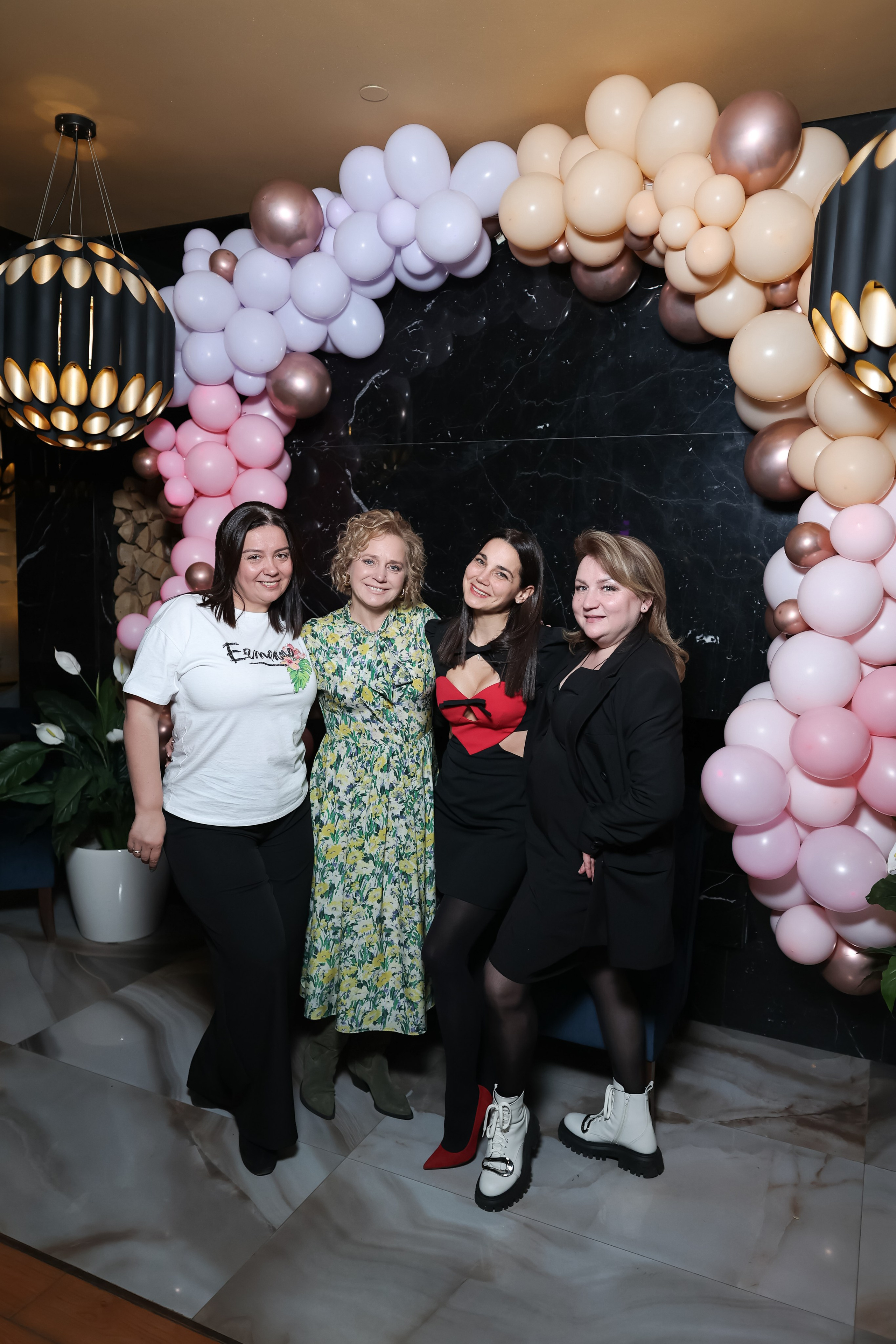 8 марта. Репортажный фотограф видеограф в Москве Ольга Плаксина