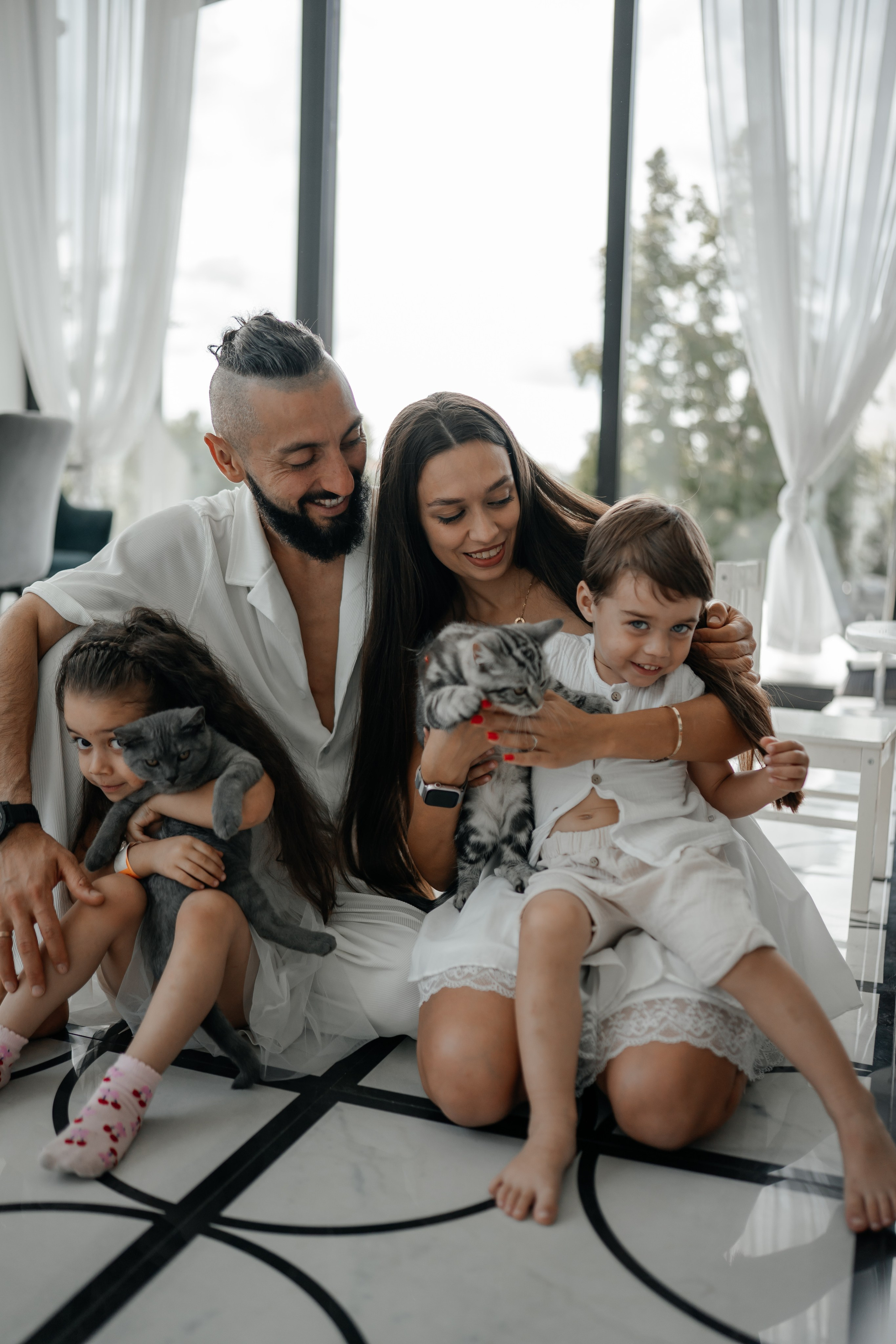 Семья Чермена Дзотти. Главная