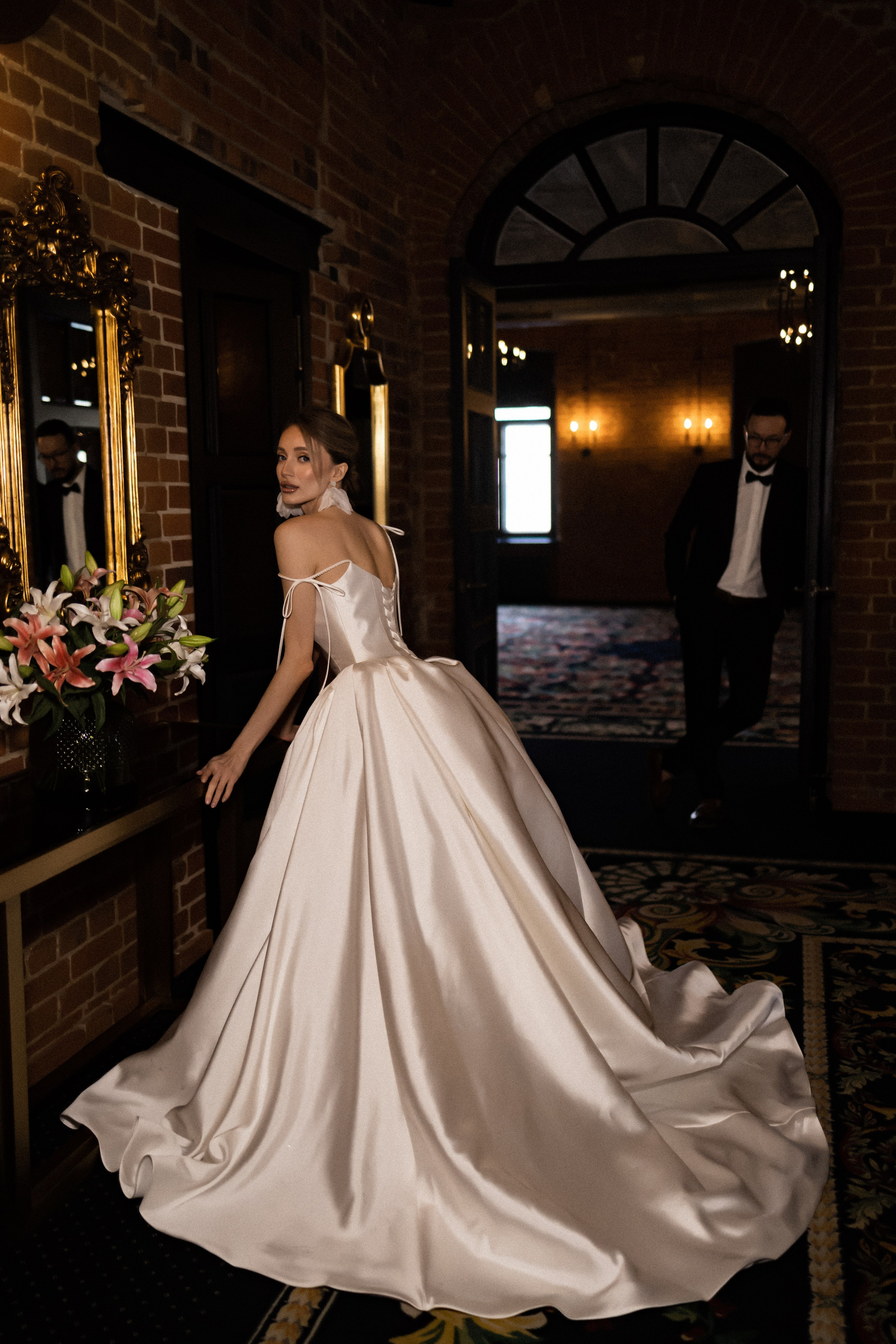 Свадебная в ресторане. Фотограф Арина Шмакова