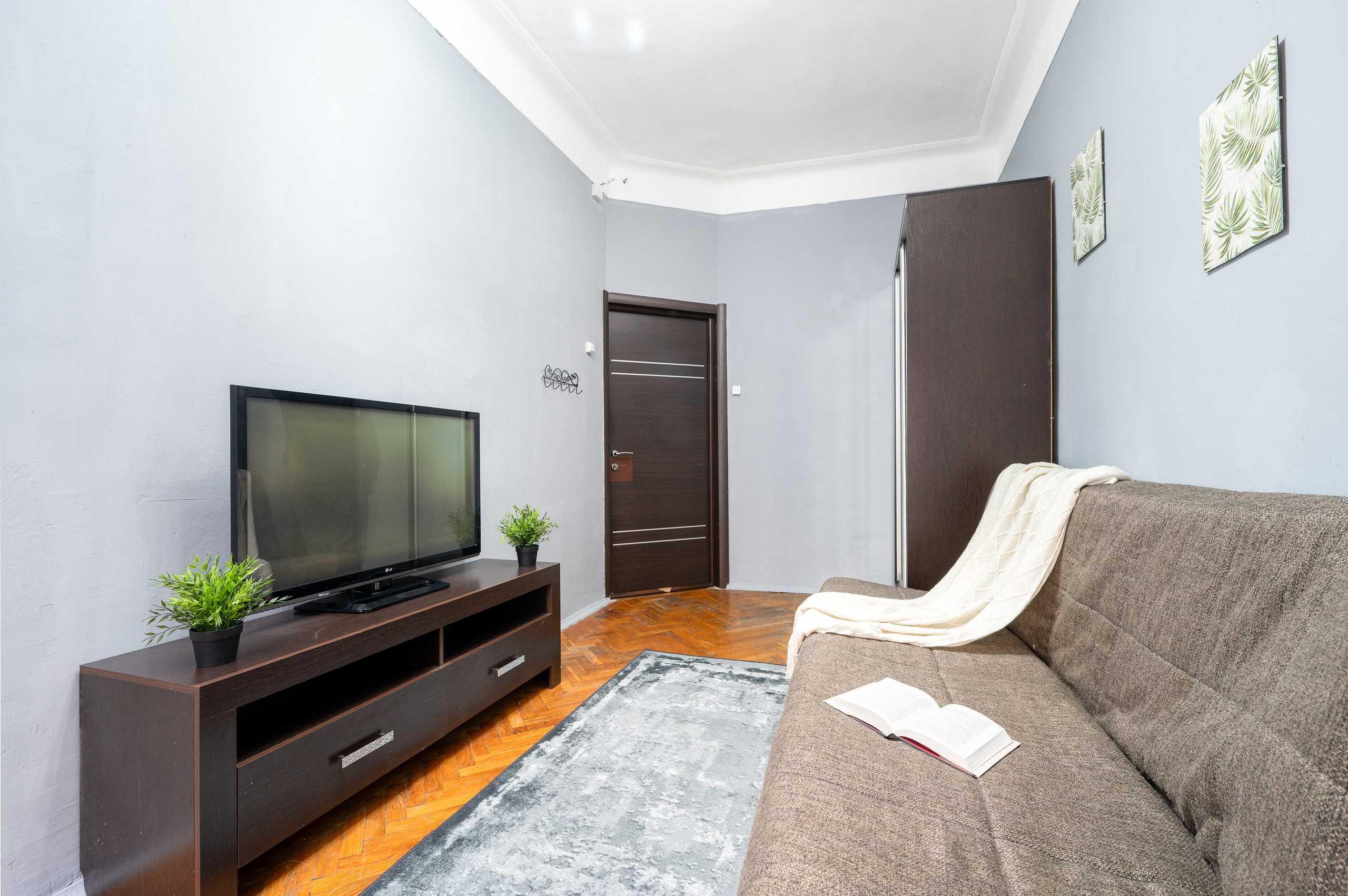 Квартира в перекупном переулке. Интерьерный фотограф. Фото- видеосъемка недвижимости Санкт-Петербург