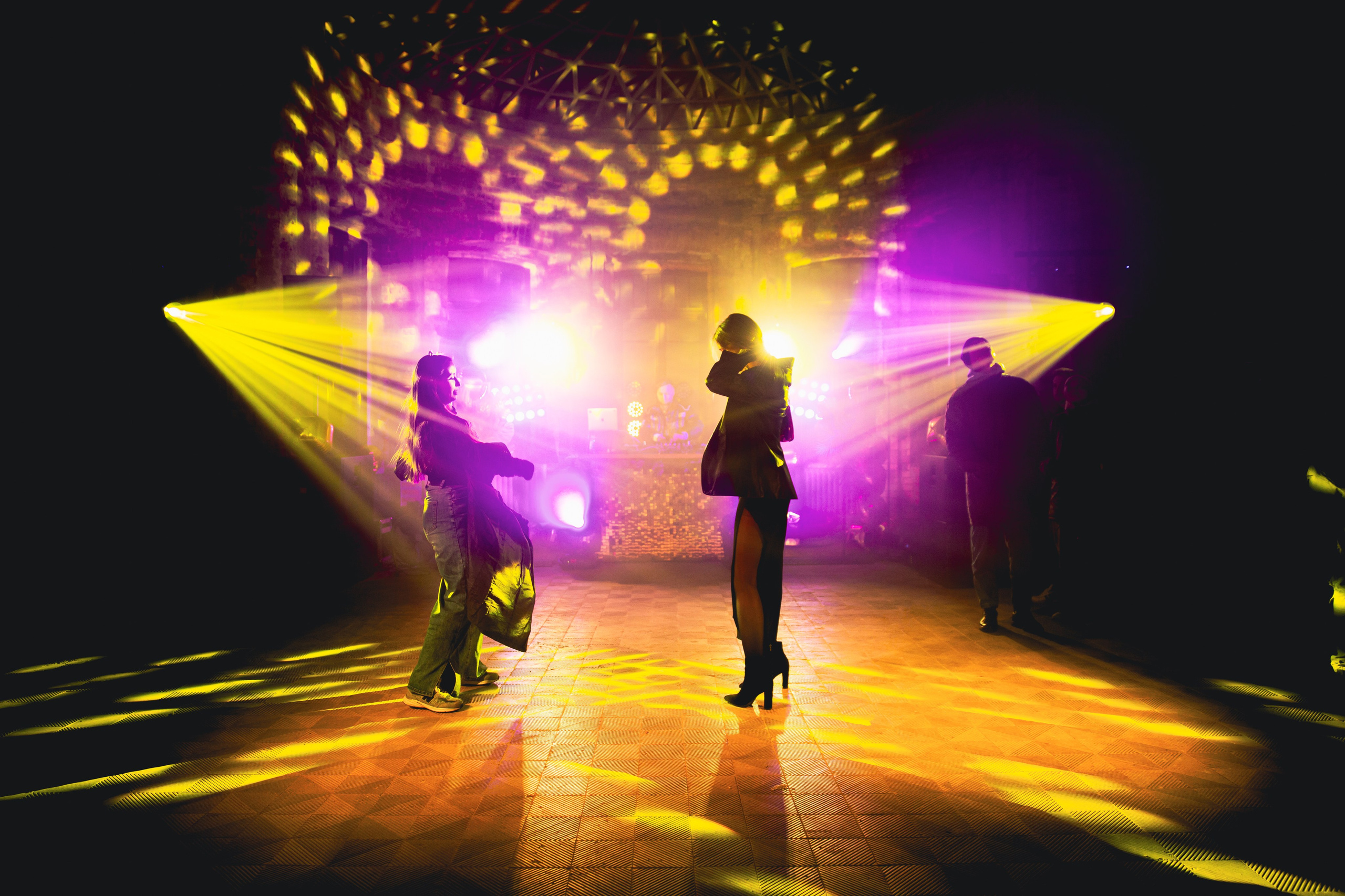 NАШ Party. Свадебный и репортажный фотограф в Ярославле Евгений Шовдин