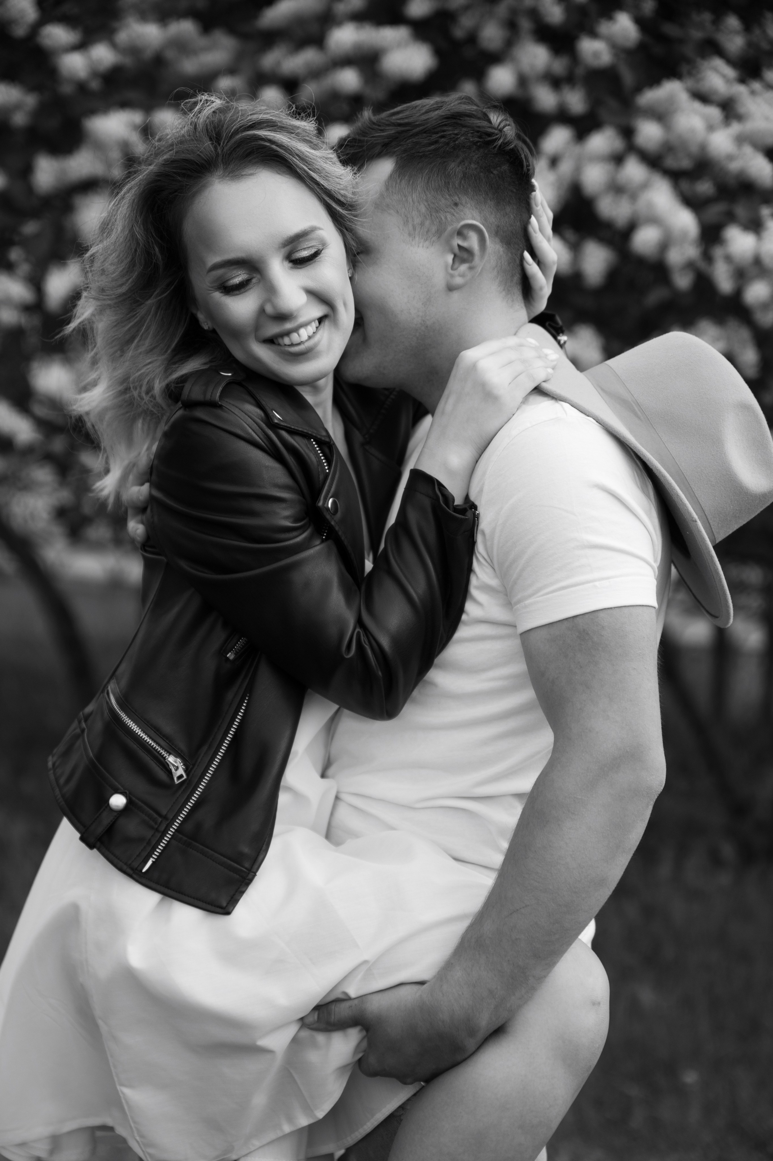 Love story сирень Ульяна и Никита. Саенко Людмила Фотограф из Тулы