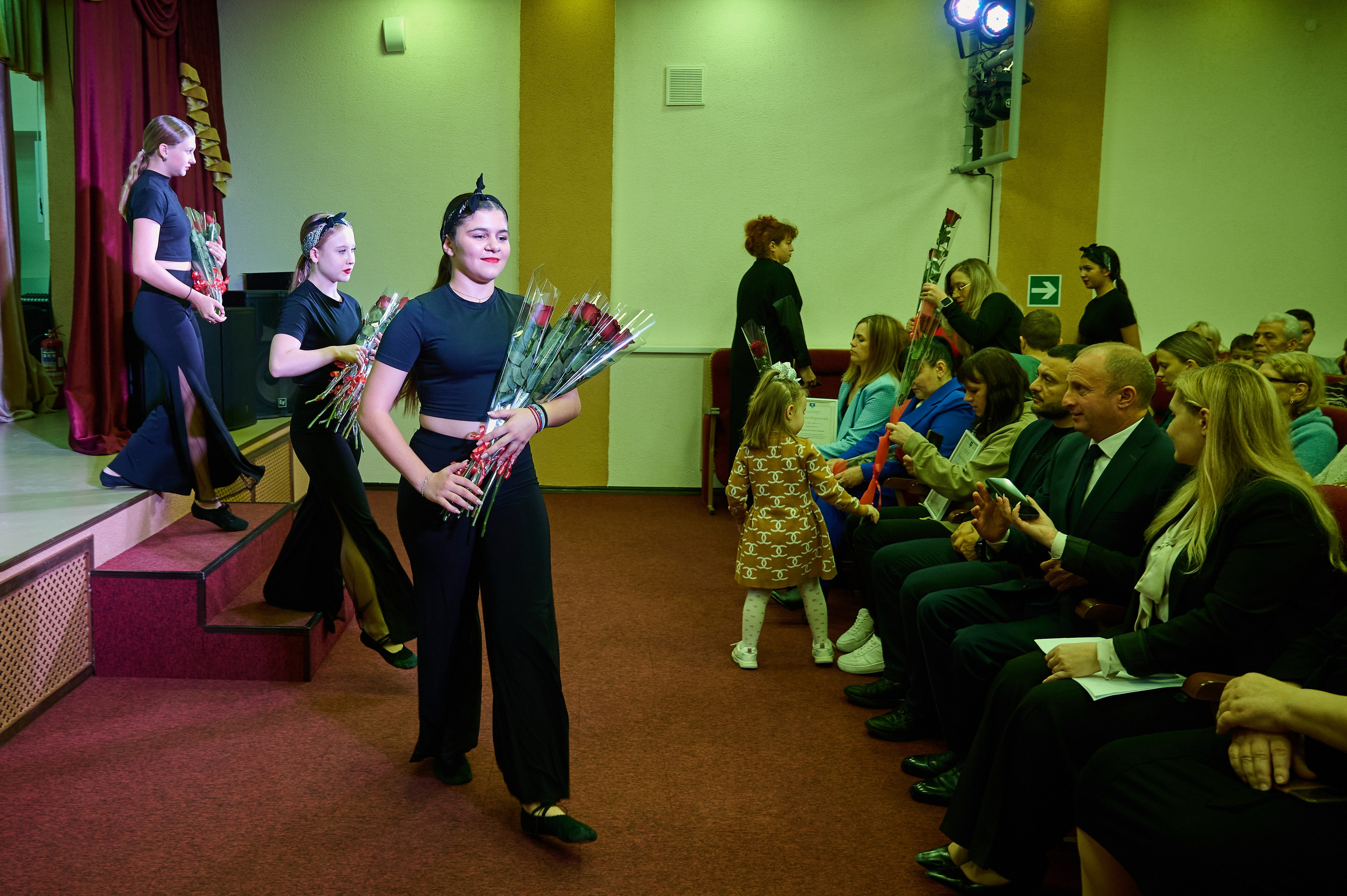 День матери Виноградный. Жизнь курорта Кабардинка в фотографиях