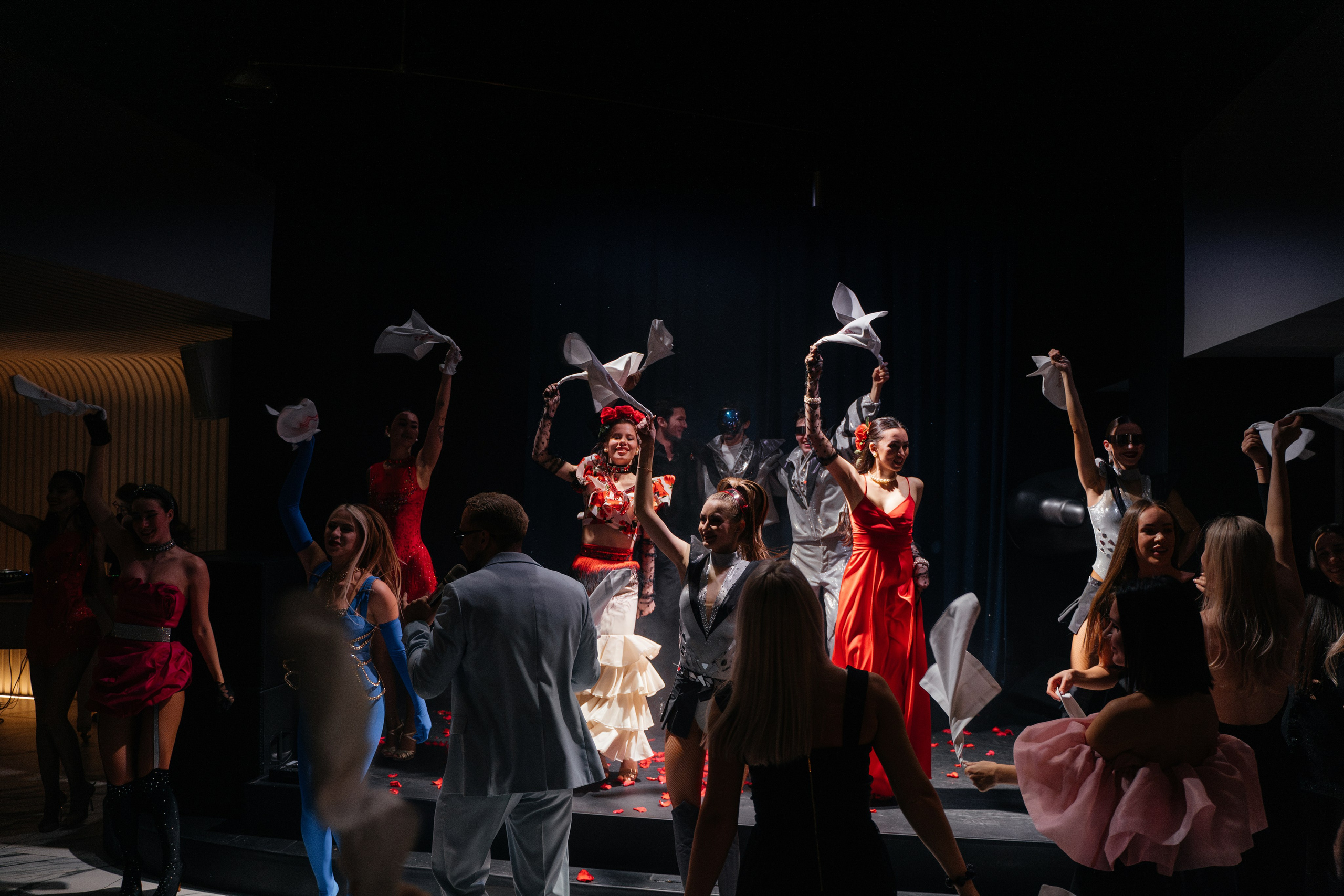 23 ноября (суббота). BENUAR Restaurant