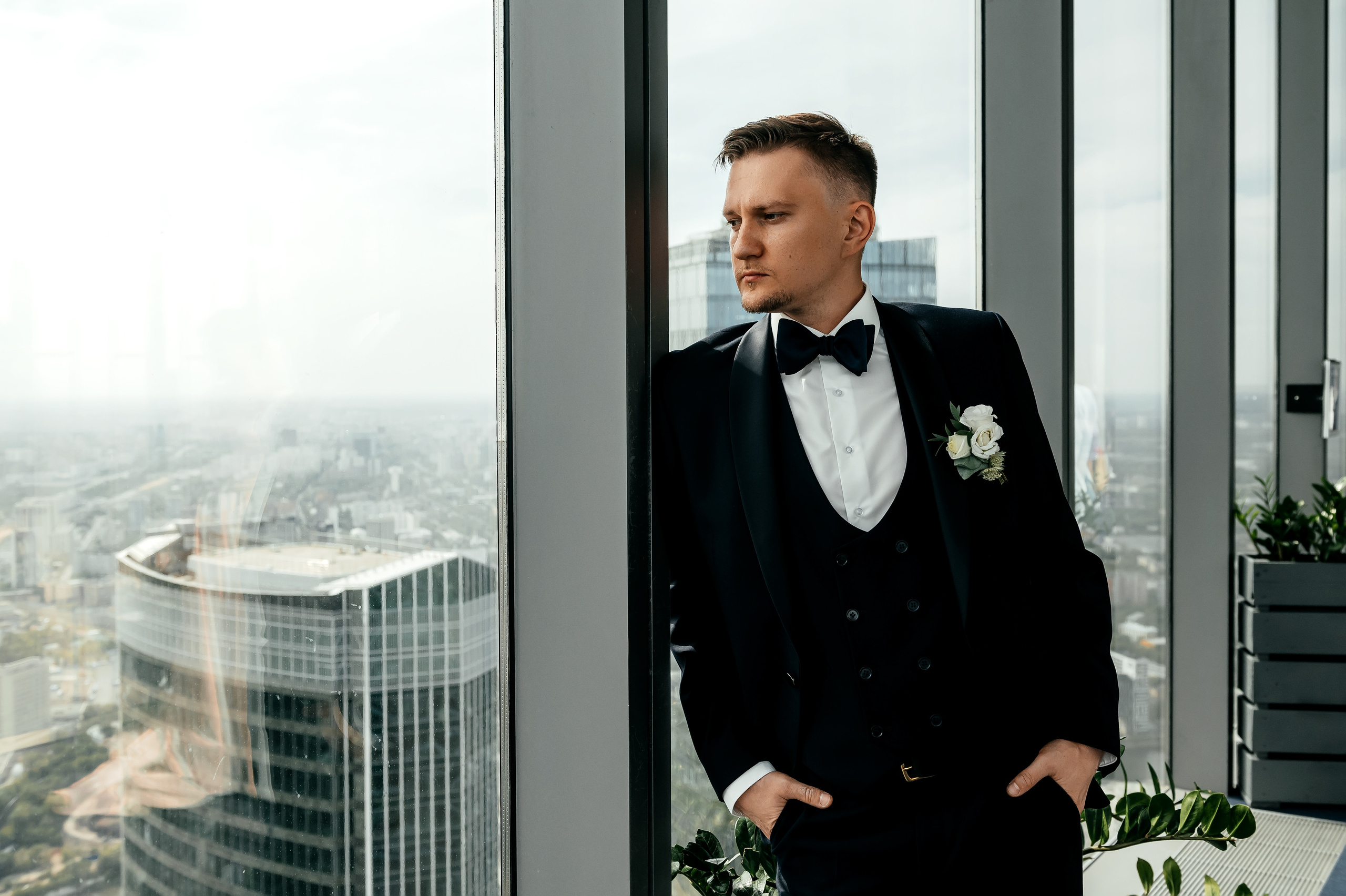 Роскошная свадьба с утром в Marriott Imperial Plaza, регистрацией в Москва-сити и завершением в Артилэнде. Свадебный и семейный фотограф Виктория Носачёва. Щелково, Москва и МО