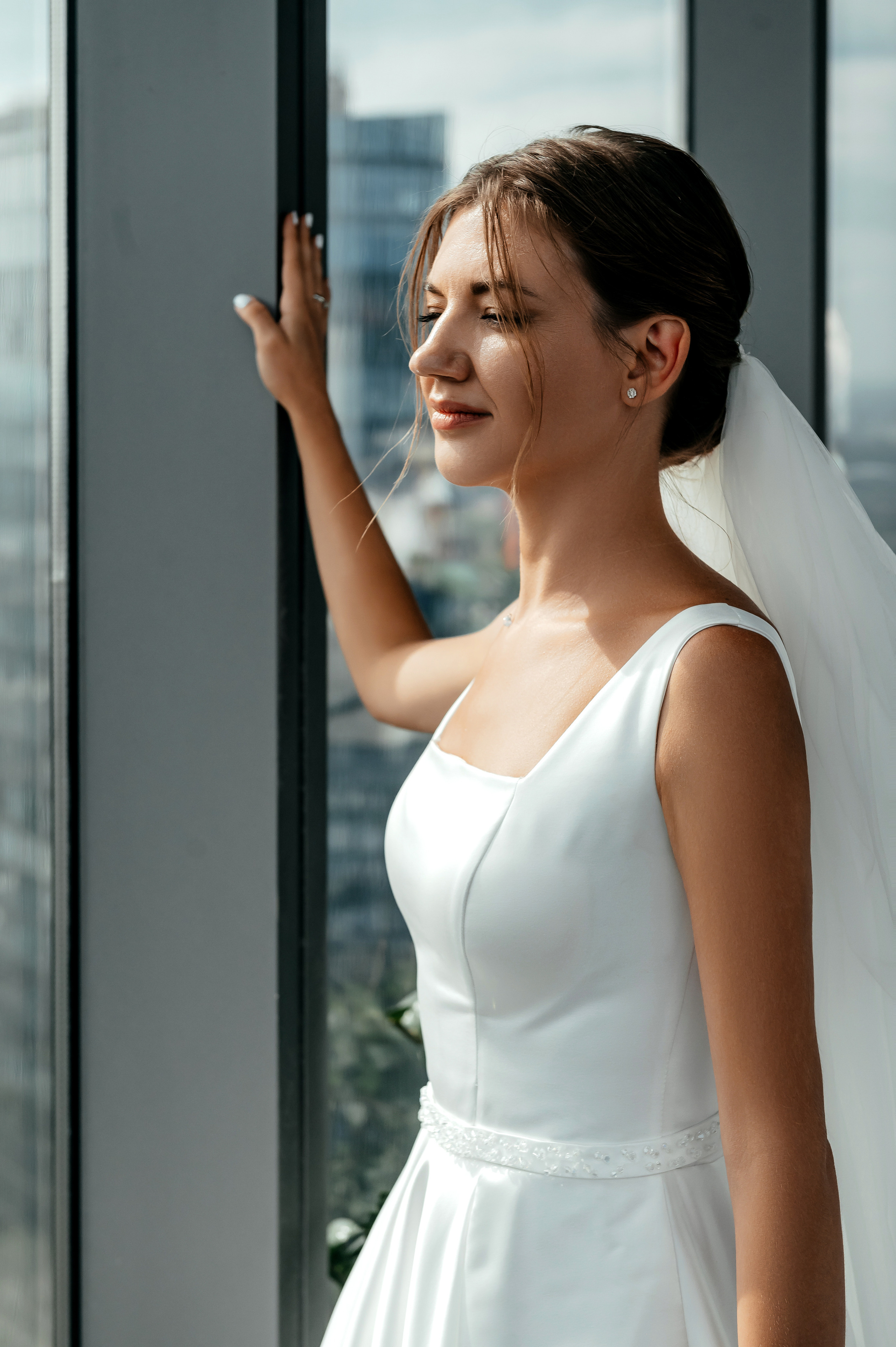 Роскошная свадьба с утром в Marriott Imperial Plaza, регистрацией в Москва-сити и завершением в Артилэнде. Свадебный и семейный фотограф Виктория Носачёва. Щелково, Москва и МО