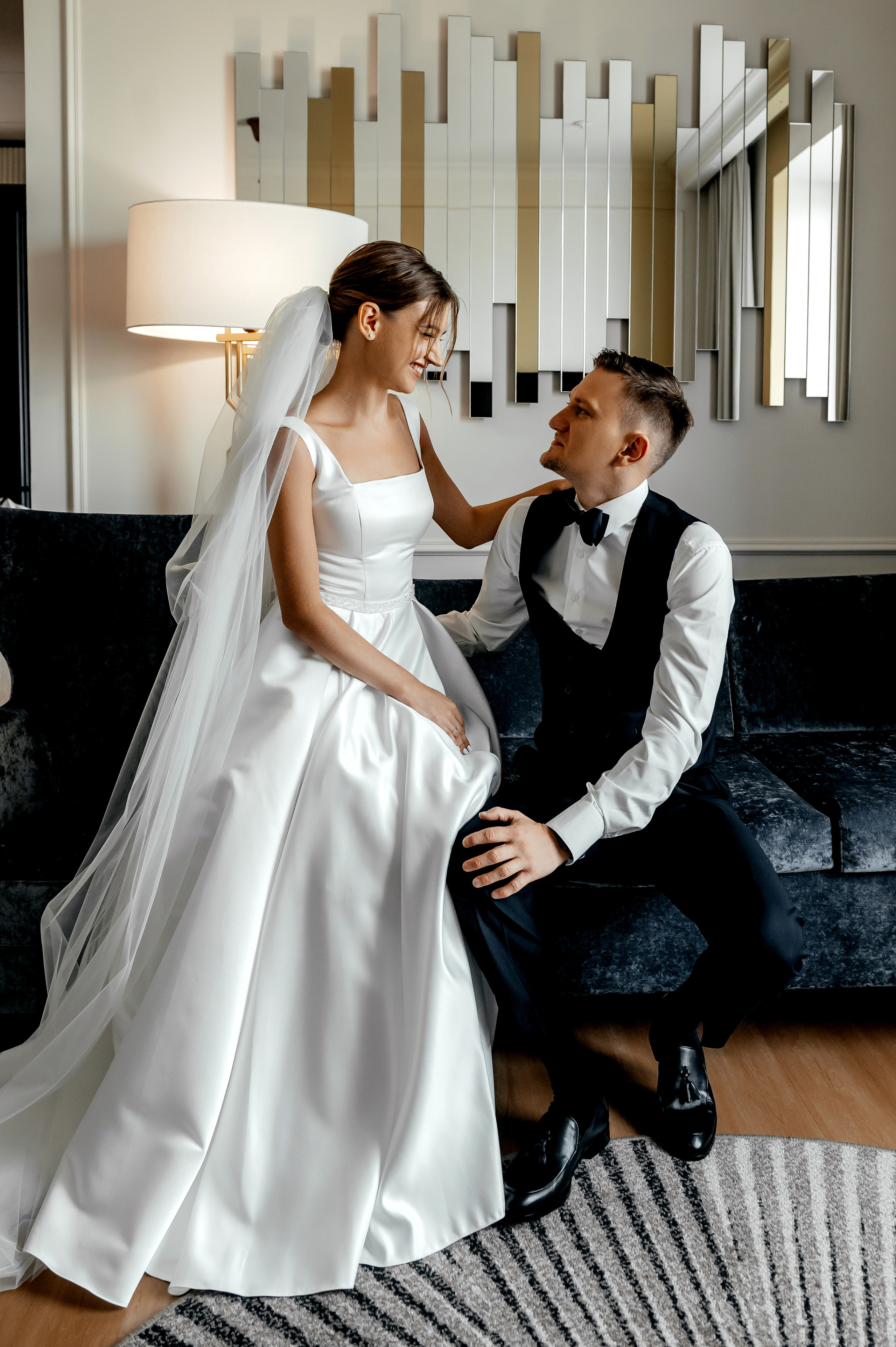 Роскошная свадьба с утром в Marriott Imperial Plaza, регистрацией в Москва-сити и завершением в Артилэнде. Свадебный и семейный фотограф Виктория Носачёва. Щелково, Москва и МО