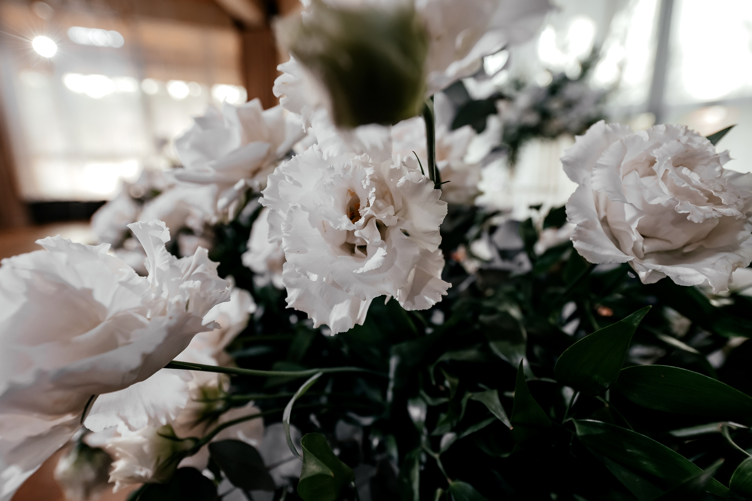 Роскошная свадьба с утром в Marriott Imperial Plaza, регистрацией в Москва-сити и завершением в Артилэнде. Свадебный и семейный фотограф Виктория Носачёва. Щелково, Москва и МО