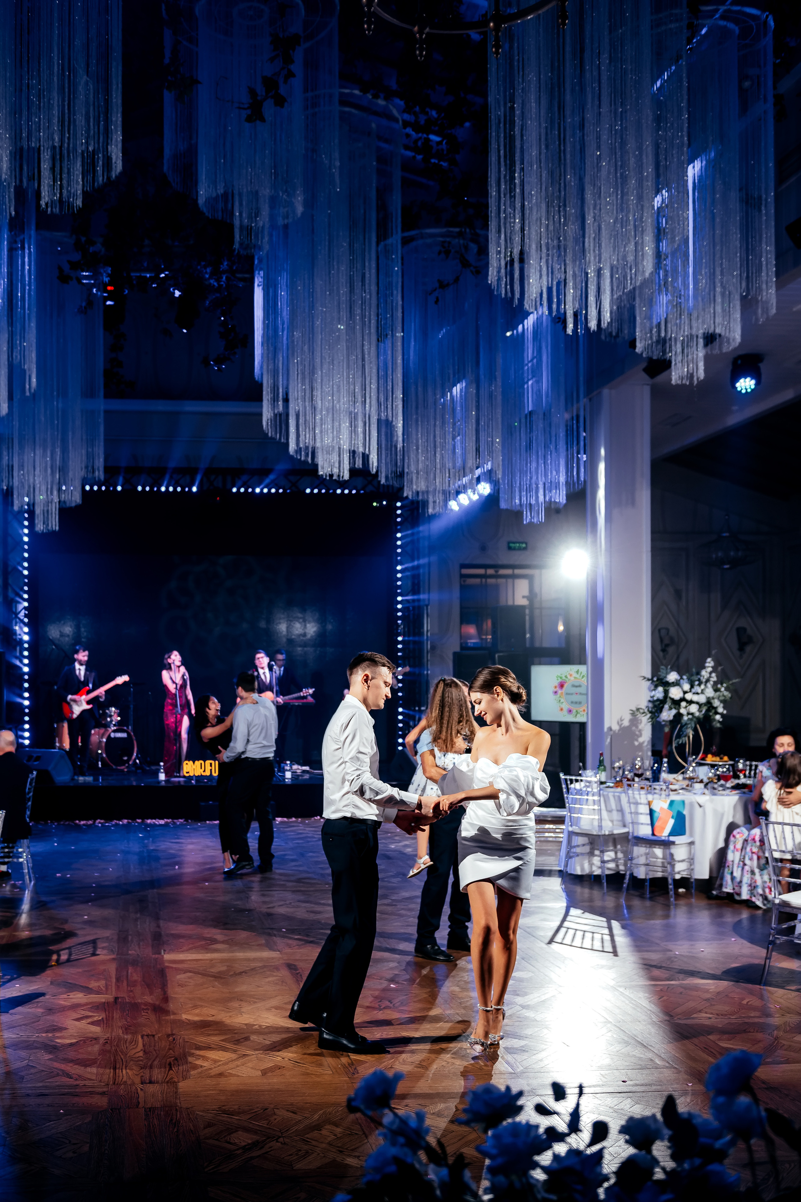 Роскошная свадьба с утром в Marriott Imperial Plaza, регистрацией в Москва-сити и завершением в Артилэнде. Свадебный и семейный фотограф Виктория Носачёва. Щелково, Москва и МО