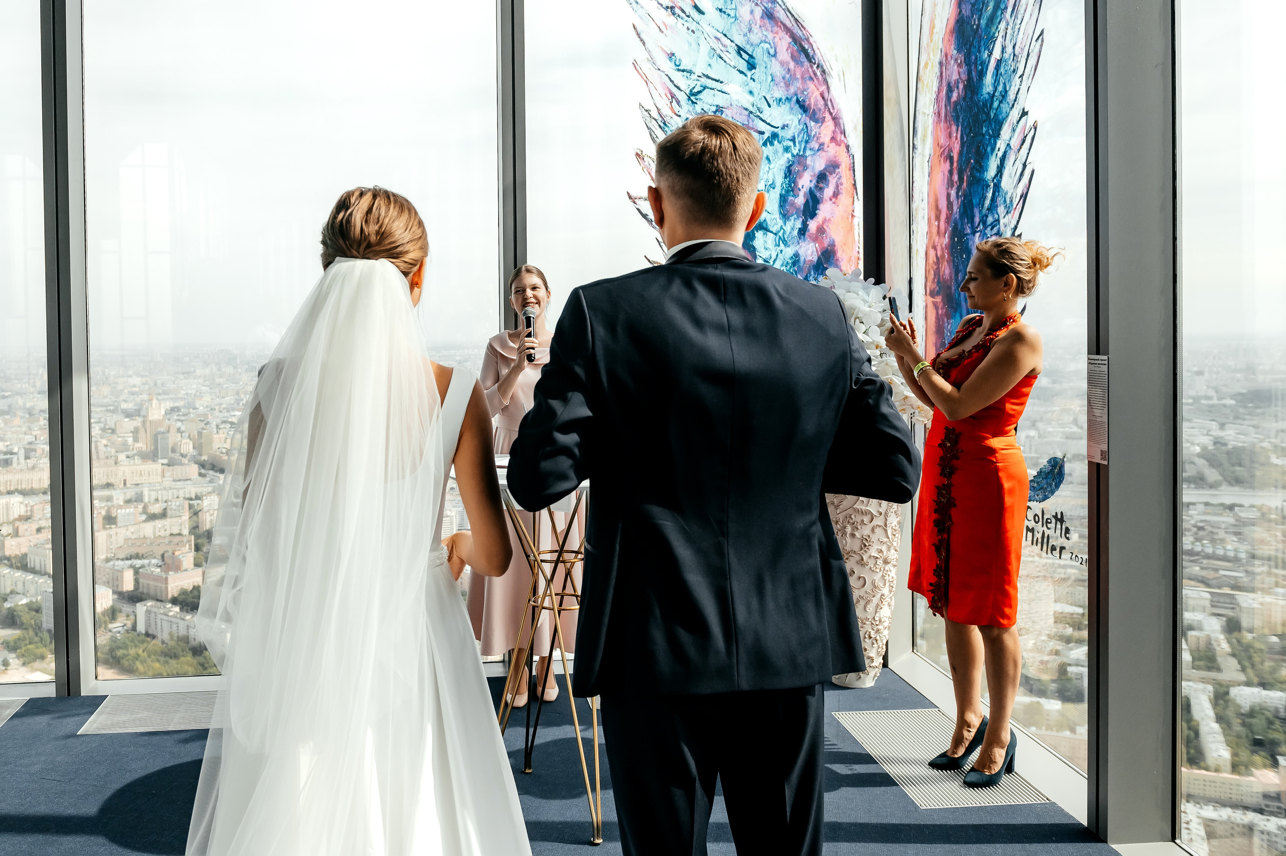 Роскошная свадьба с утром в Marriott Imperial Plaza, регистрацией в Москва-сити и завершением в Артилэнде. Свадебный и семейный фотограф Виктория Носачёва. Щелково, Москва и МО