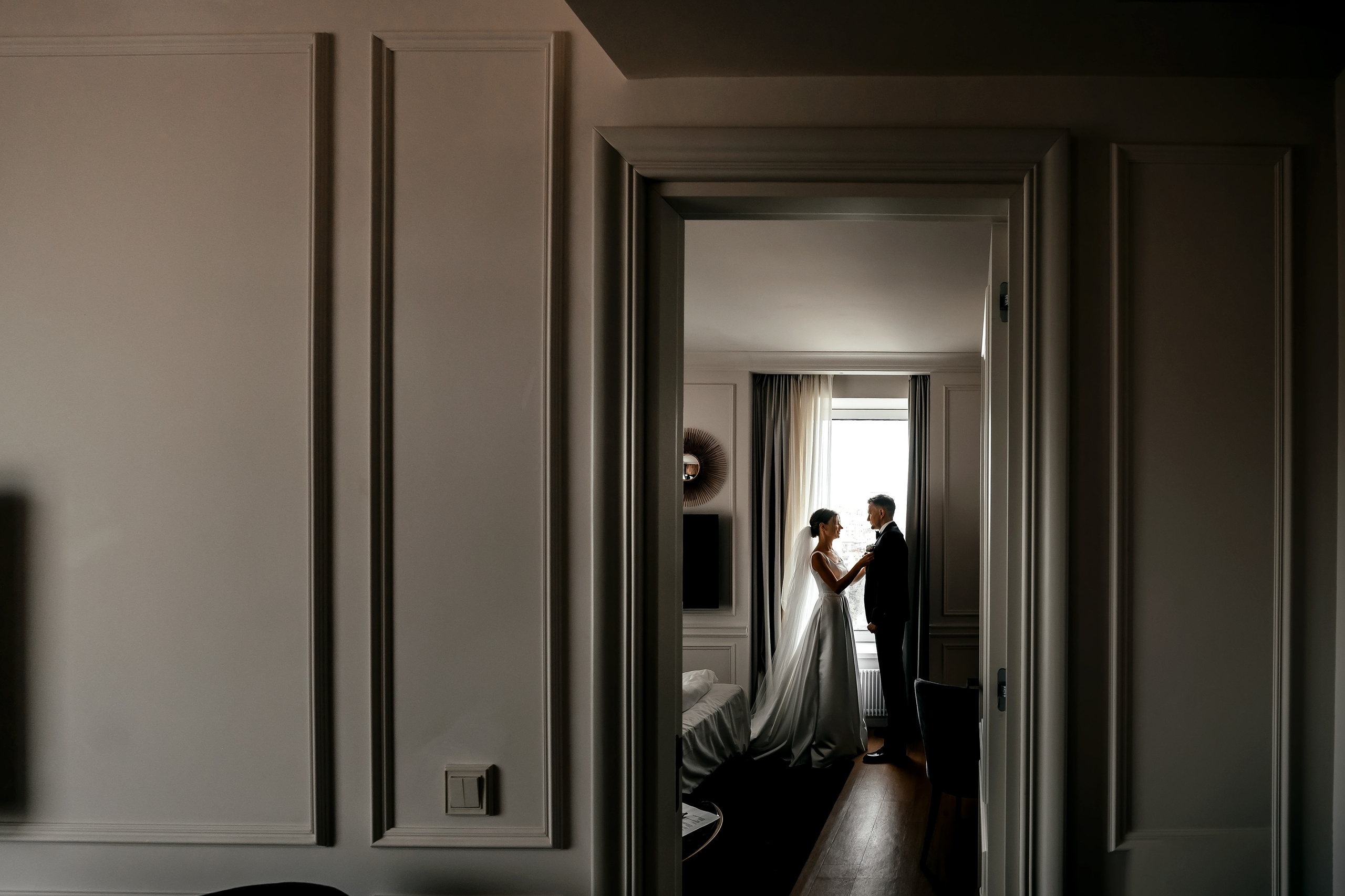 Роскошная свадьба с утром в Marriott Imperial Plaza, регистрацией в Москва-сити и завершением в Артилэнде. Свадебный и семейный фотограф Виктория Носачёва. Щелково, Москва и МО