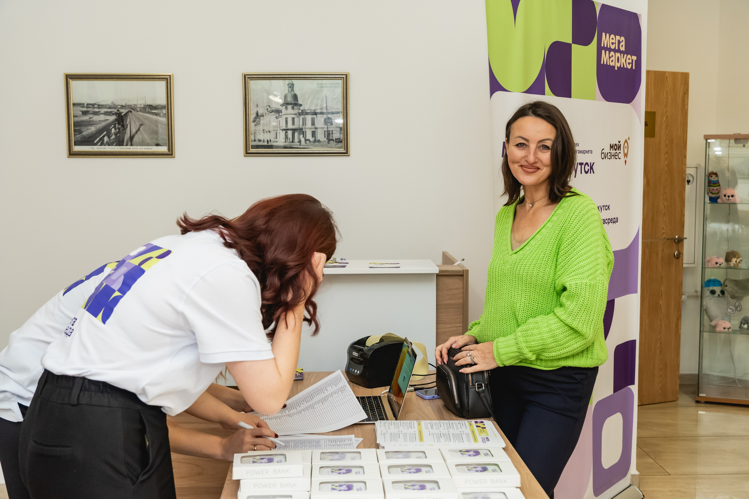 Мегасреда. Занимаюсь профессиональной фотографией и живу рядом с Байкалом. Работаю в разных жанрах