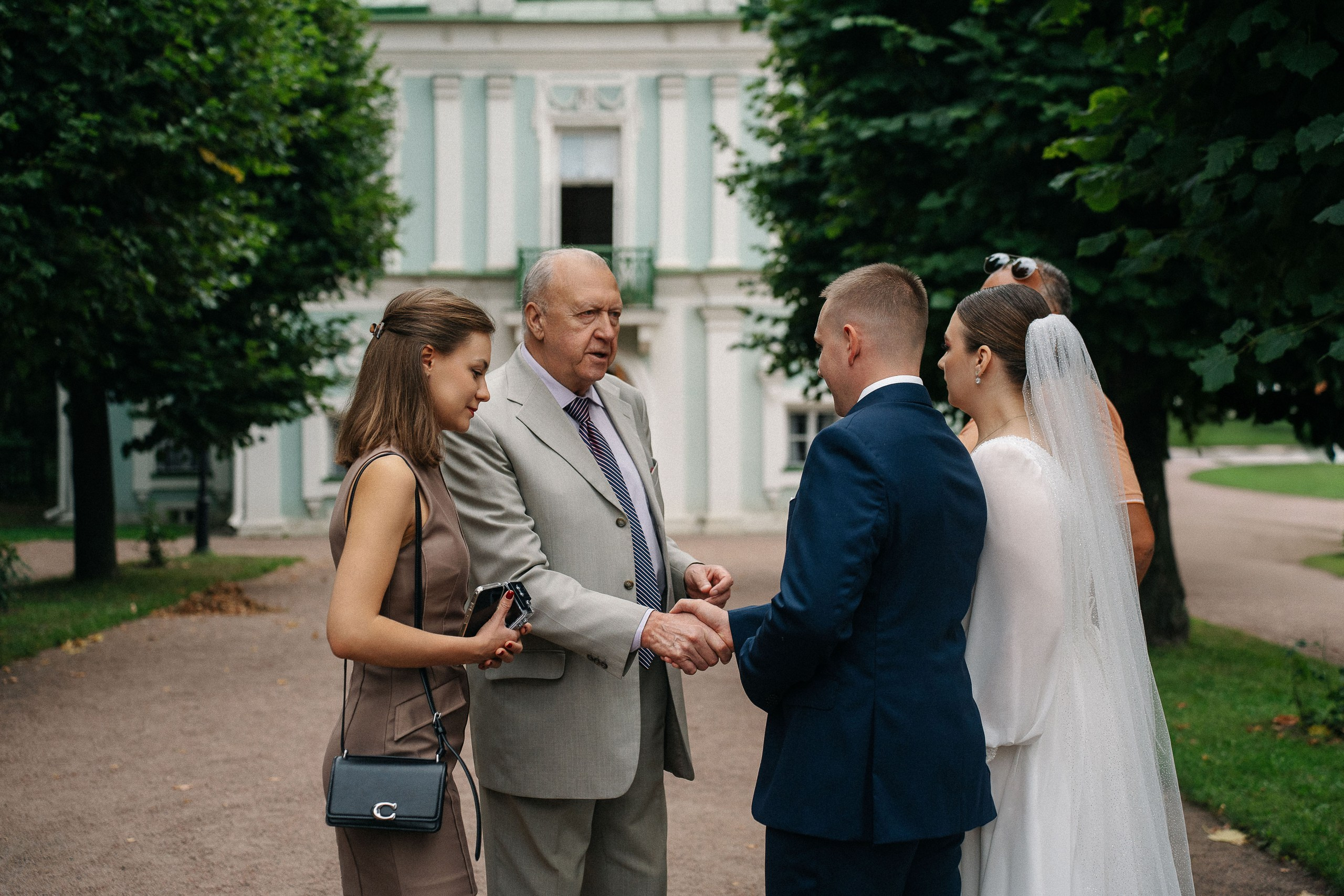 Свадебная фотосессия в Кусково и роспись в Итальянском дворике