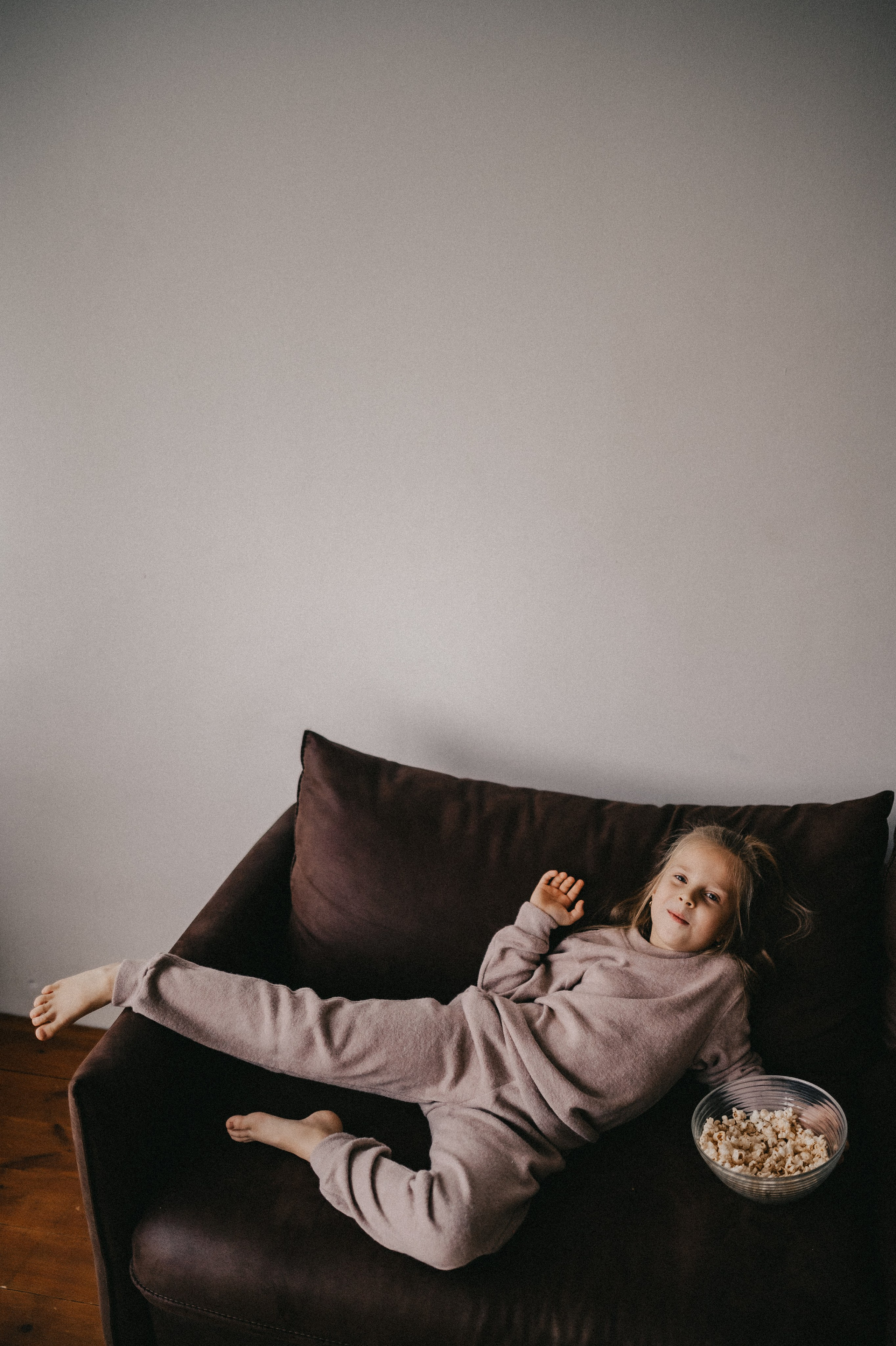 Коля, Таня и Мира в студии Каприфоль. Семейный и свадебный lifestyle-фотограф в Москве Мария Петрова