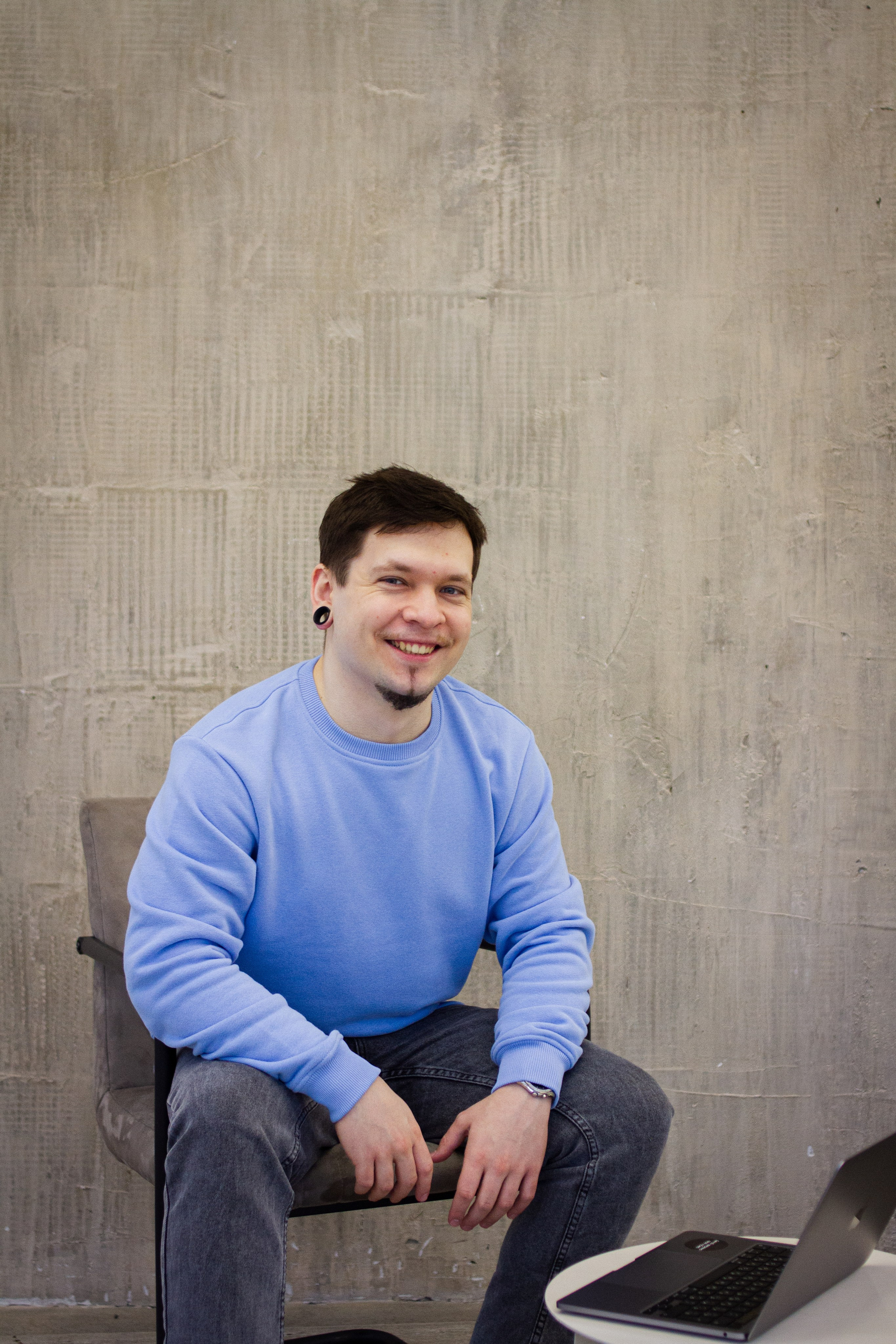 Владислав. Главная