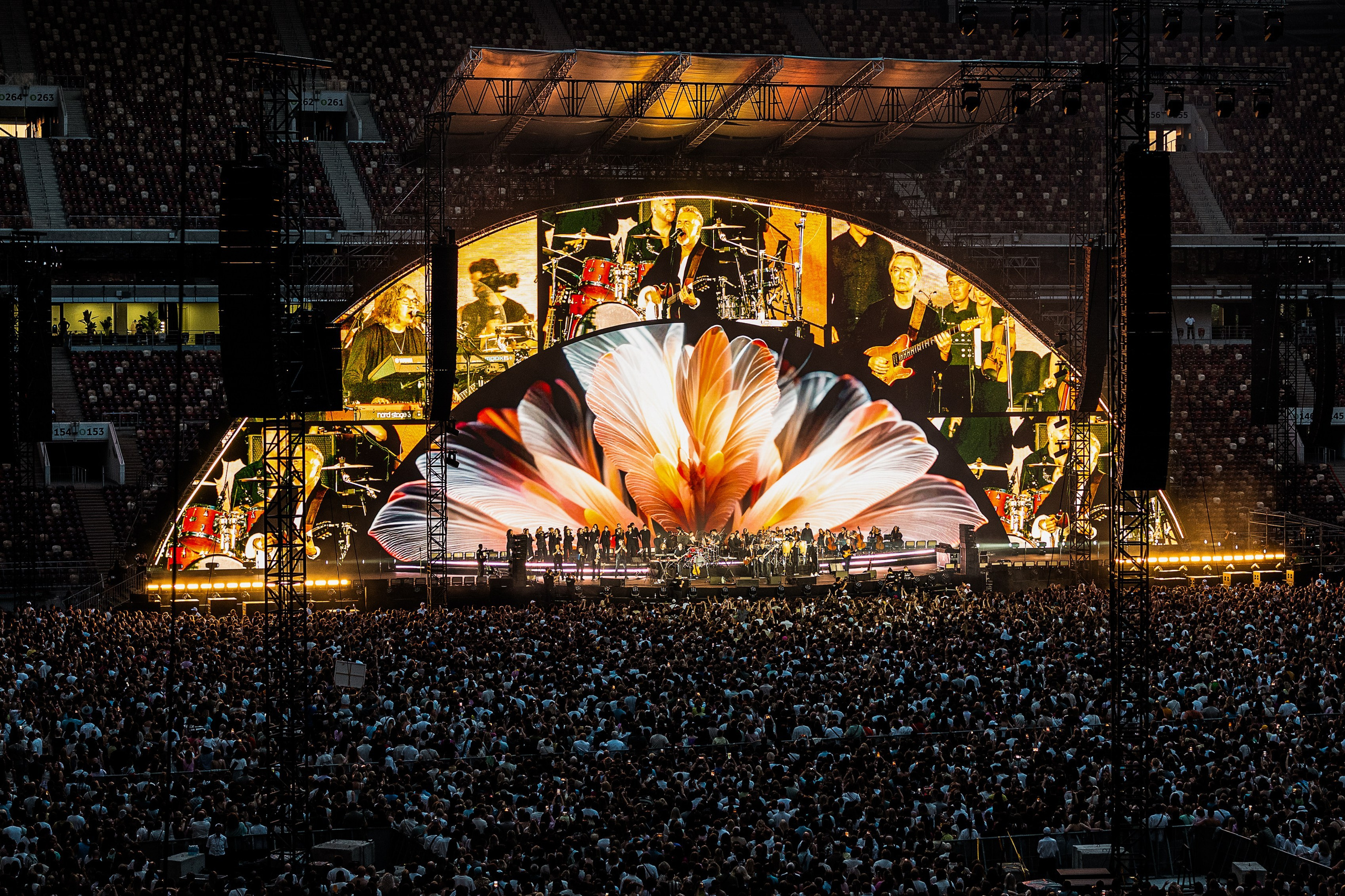 LEONID AGUTIN | MOSCOW | 2025. OOPS