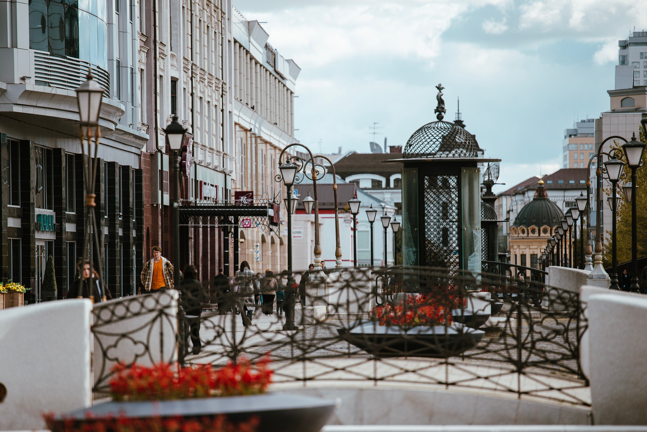 Стрит фото. Свадебный фотограф в Казани, и Зеленодольске Радик Мухаметов