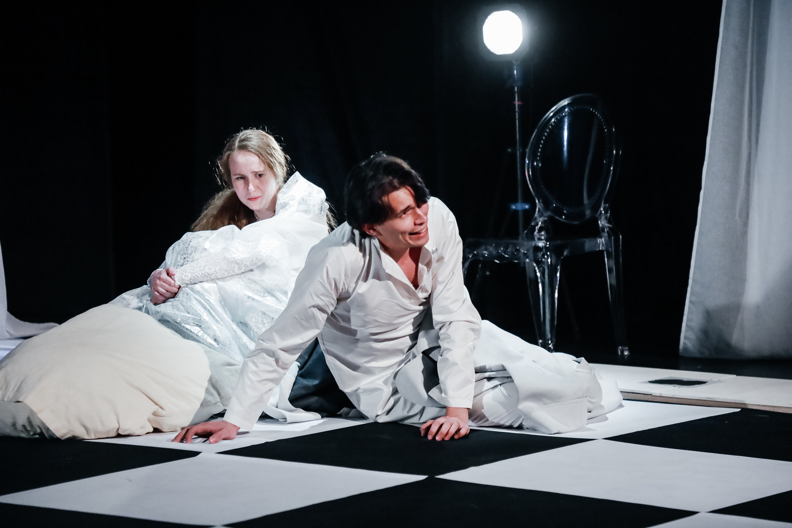 «Дядюшкин сон». Молодёжный театр алтая. Режиссер Дарья Камошина. Фоторепортаж. Театральная фотосъёмка