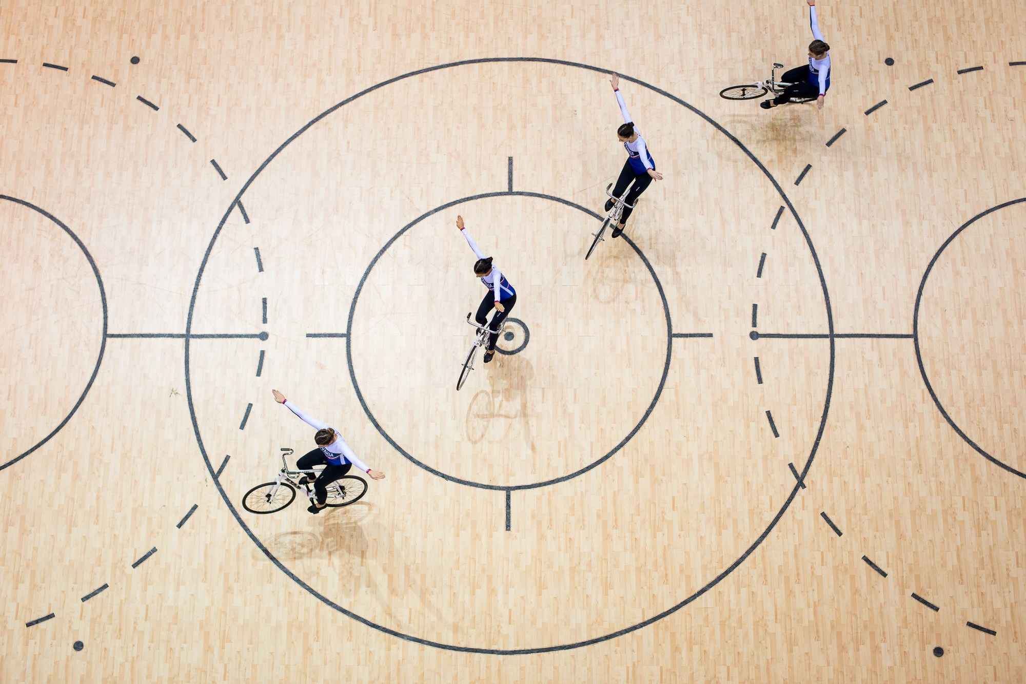 The best artistic cycling photo