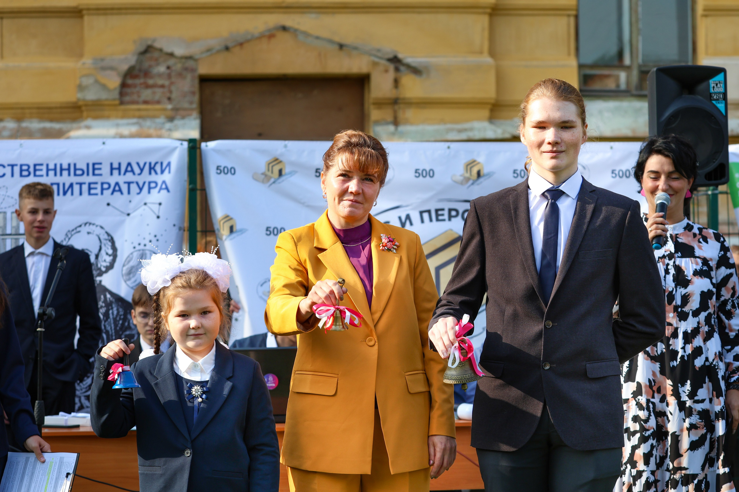 1 сентября в школе № 500. Фотограф Дарья Попова