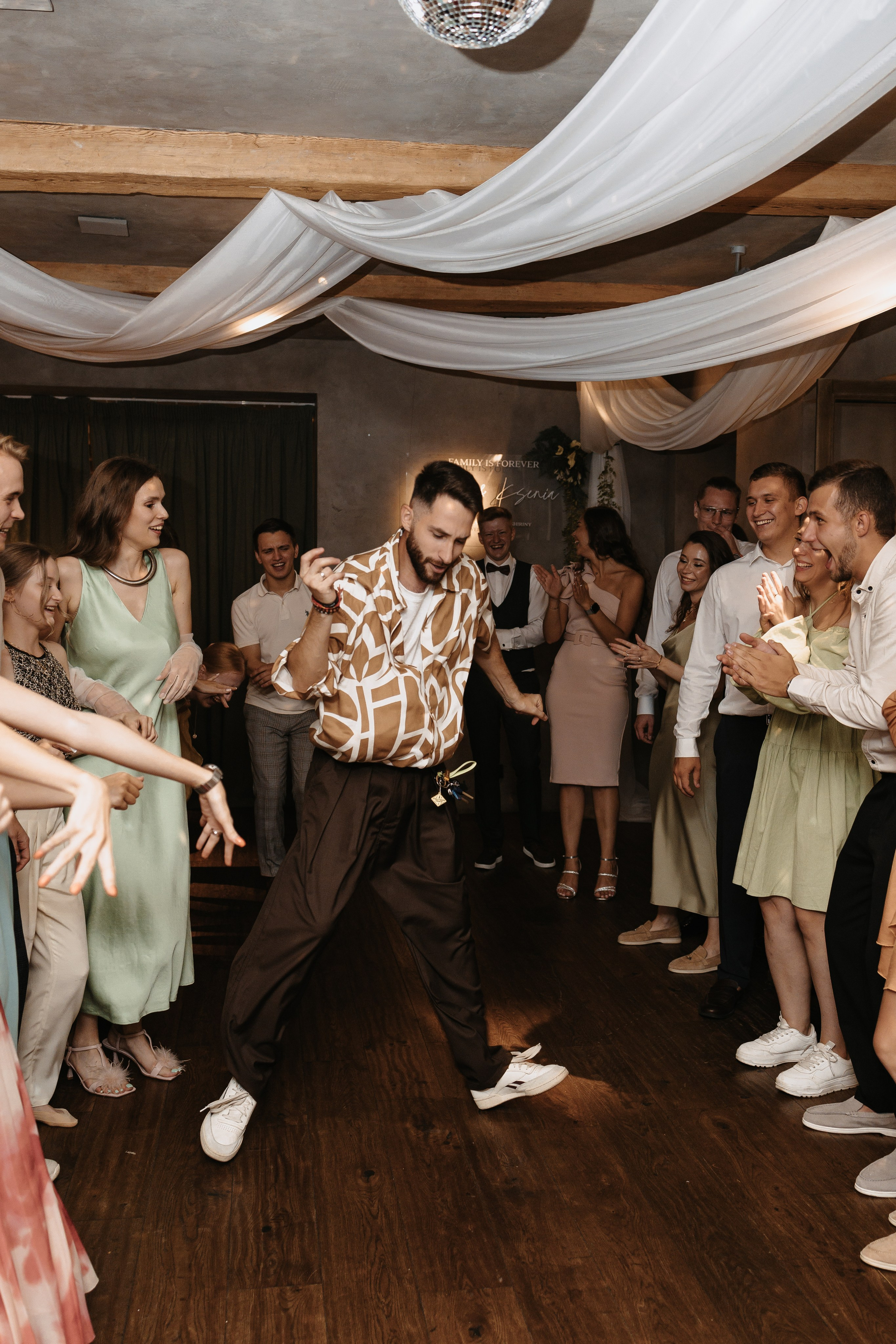 Илья и Ксюша (2024). Свадебный и семейный фотограф в Москве Яна Шувалова