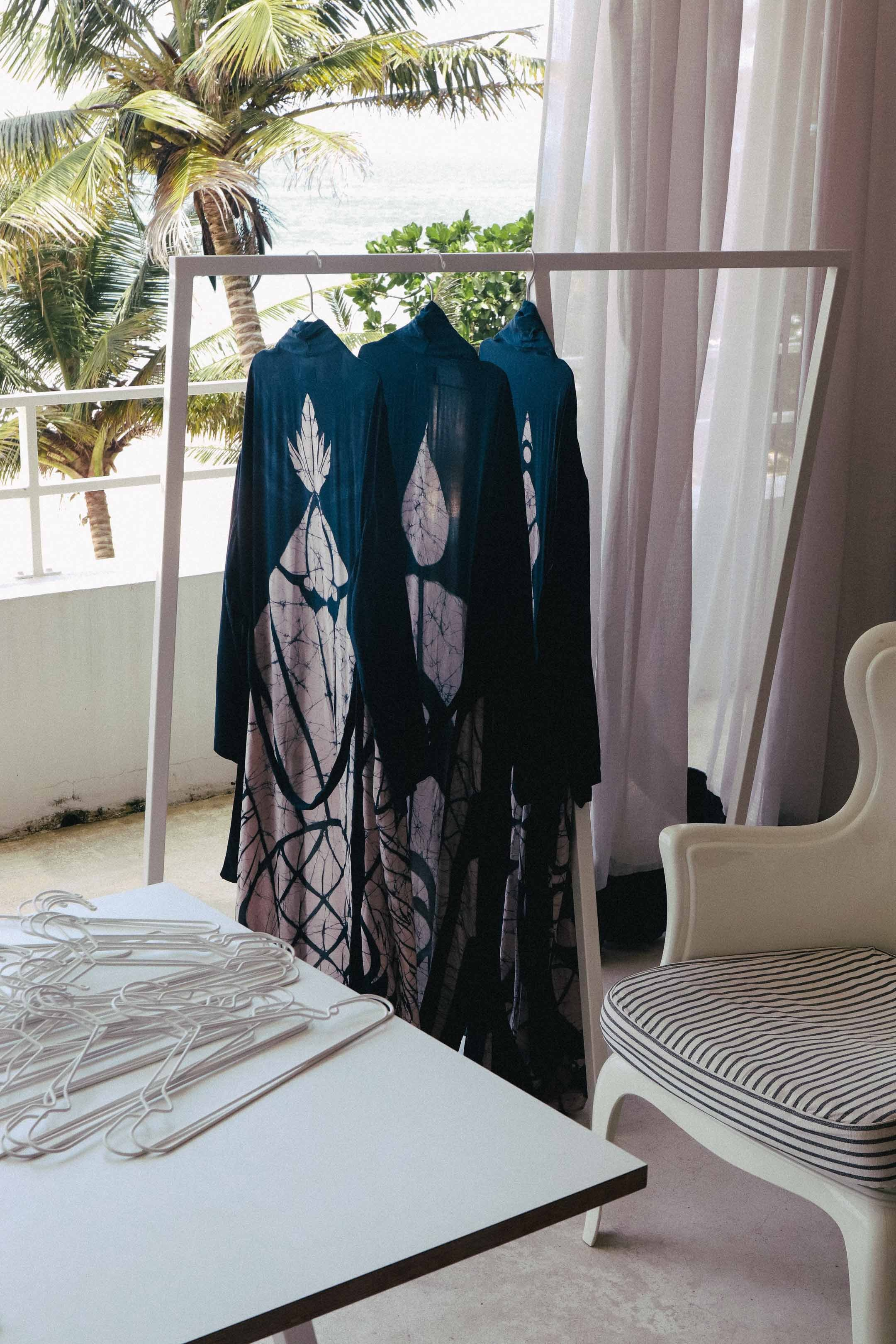 Коллекция спортивной одежды и купальников. Фотограф на Шри-Ланке