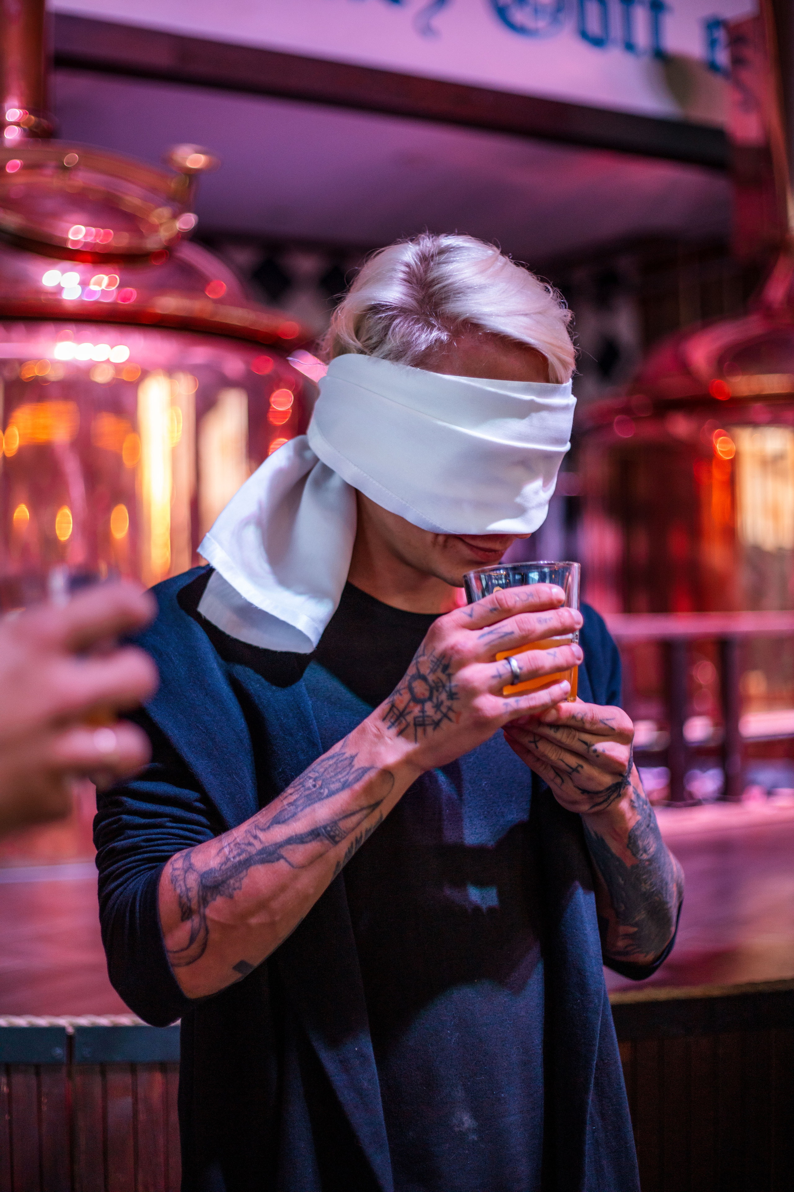 Репортажная  съемка фотосессия для Cosmos Izhevsk Hotel. Бизнес фотограф Ижевск — Назаров Роман