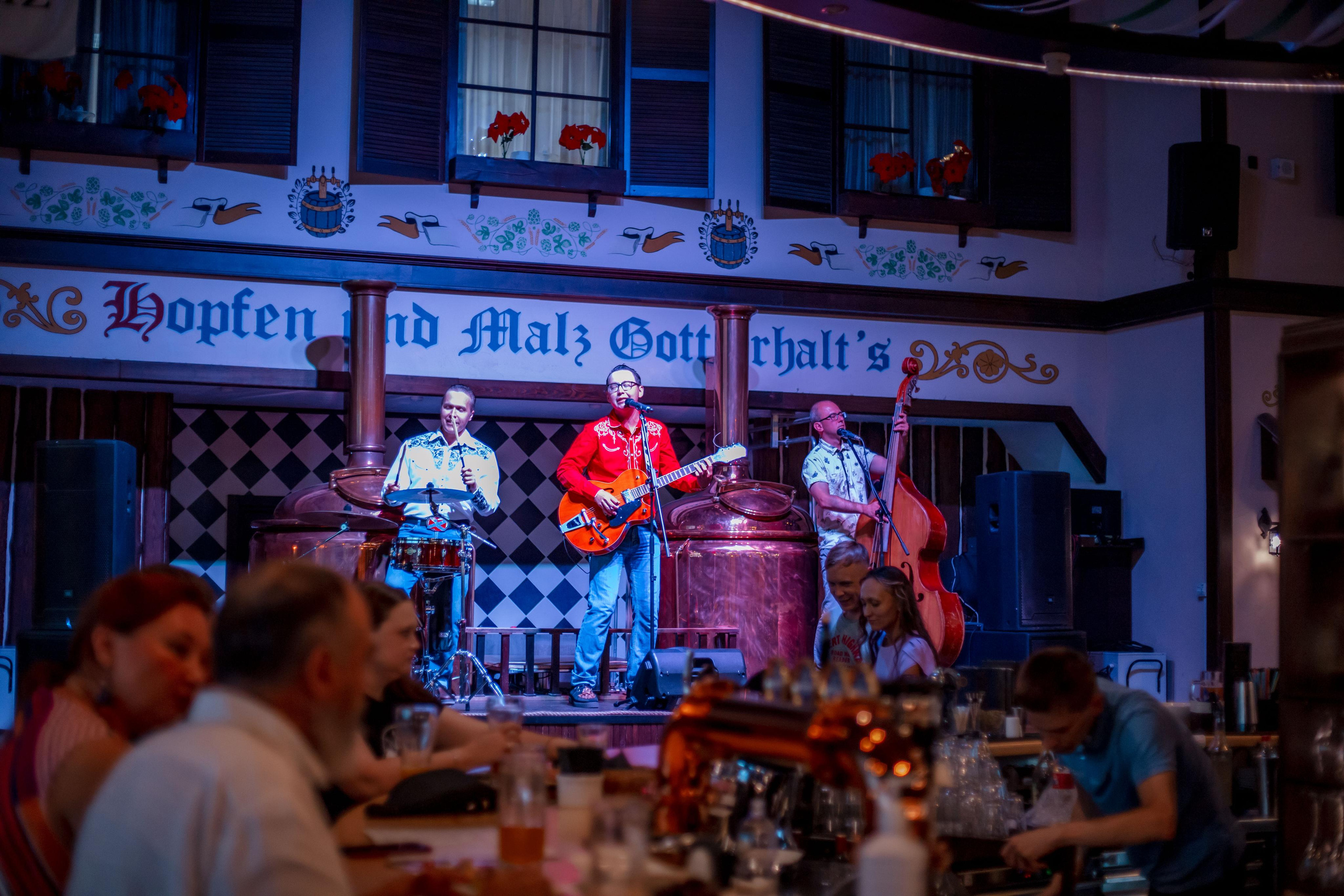 Съемка для ресторана Brauplatz. Бизнес фотограф Ижевск — Назаров Роман
